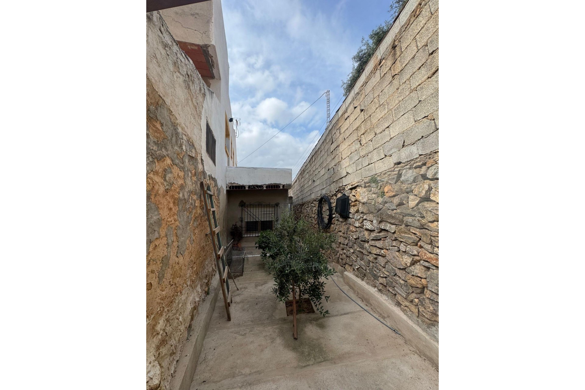 Återförsäljning - Town House -
Orihuela - Orihuela Ciudad
