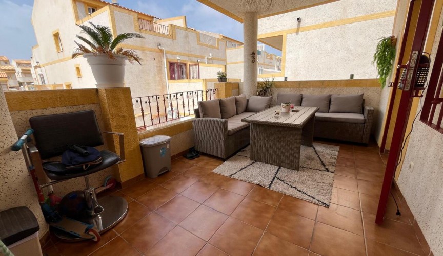 Återförsäljning - Town House Penthouse -
Torrevieja - La Florida
