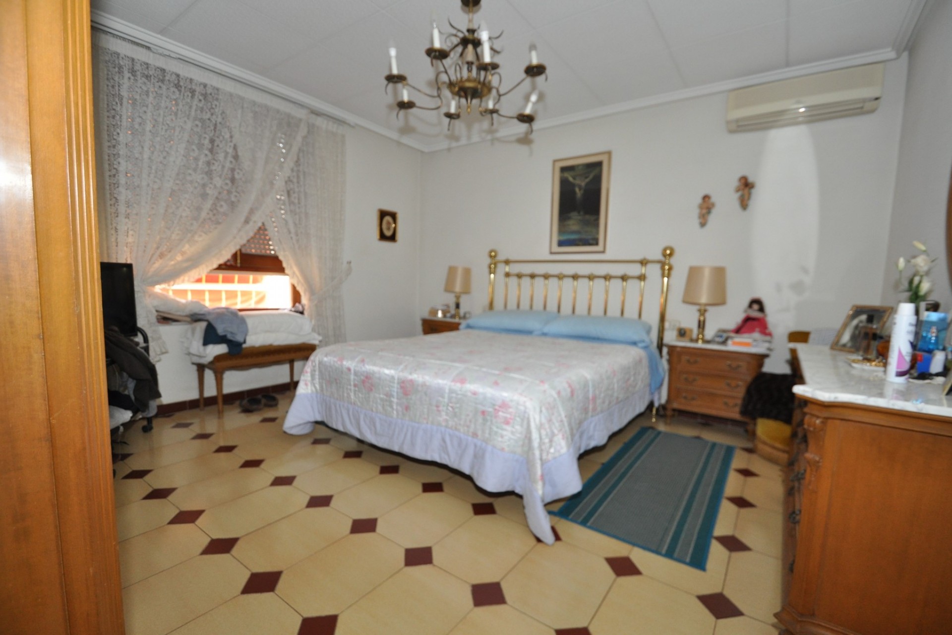 Återförsäljning - Town House -
Petrer - Inland