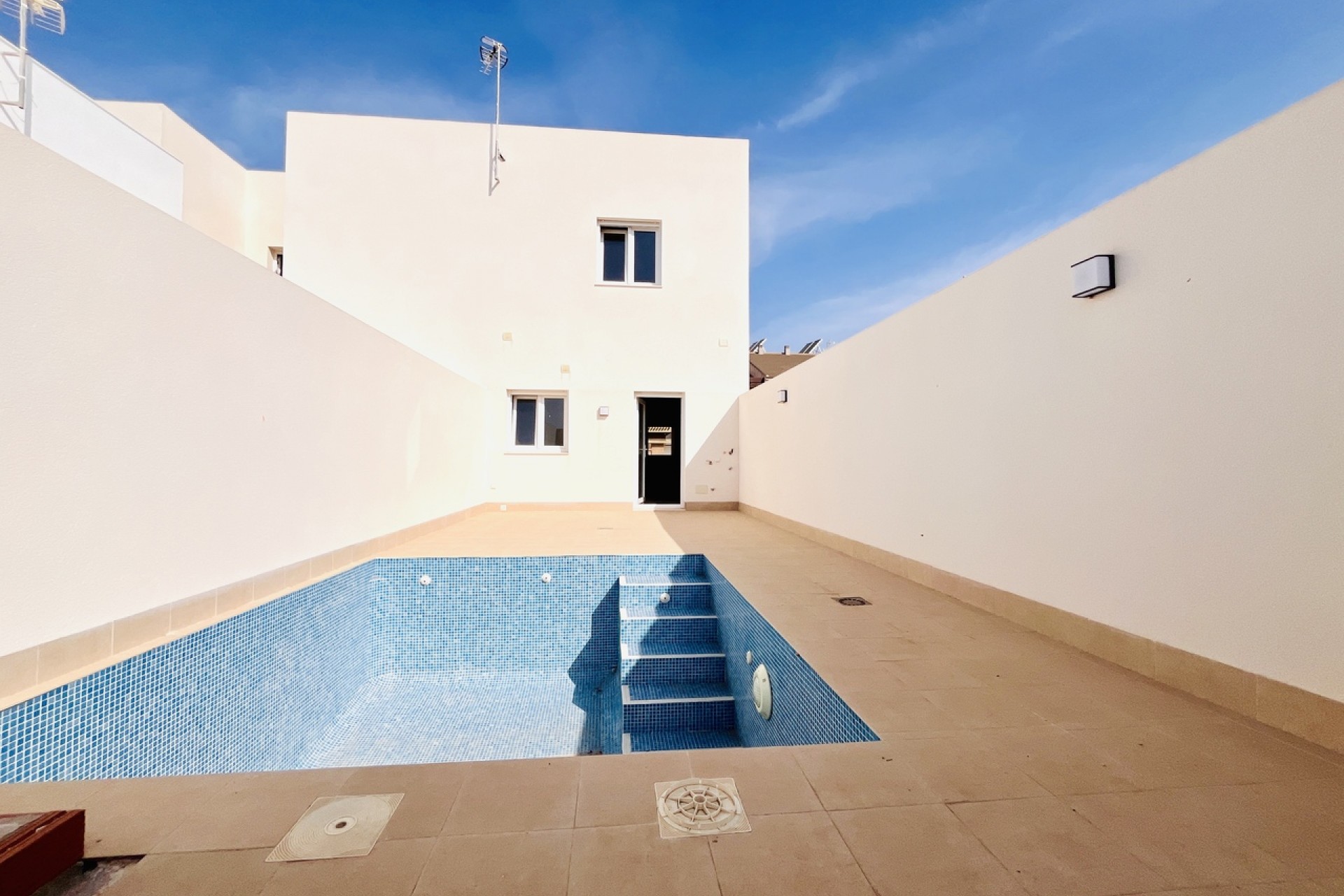 Återförsäljning - Town House -
Pilar de la Horadada - Costa Blanca