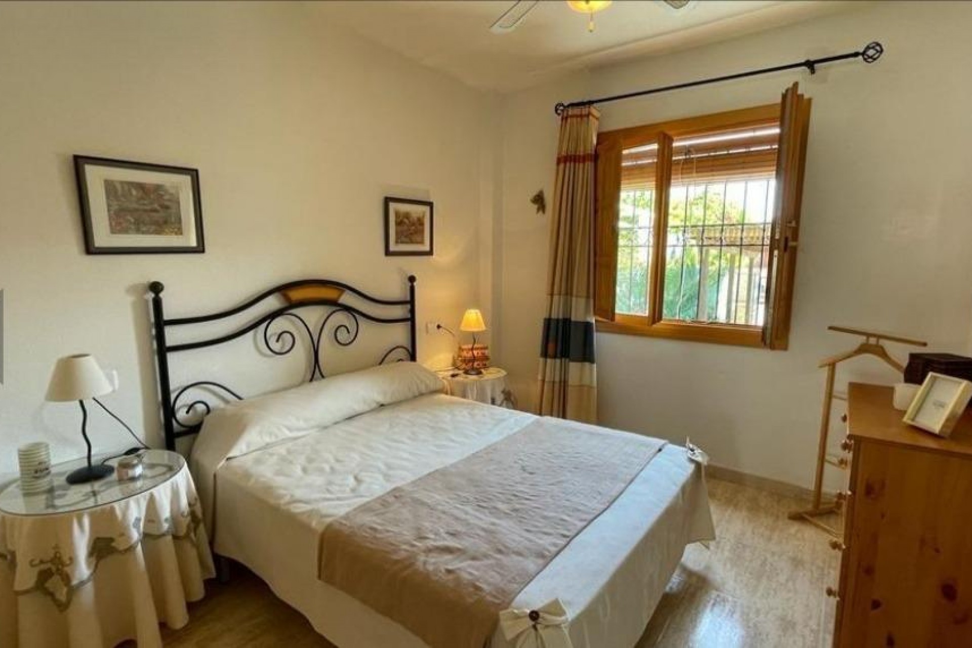 Återförsäljning - Town House -
Pilar de la Horadada - Pueblo Latino