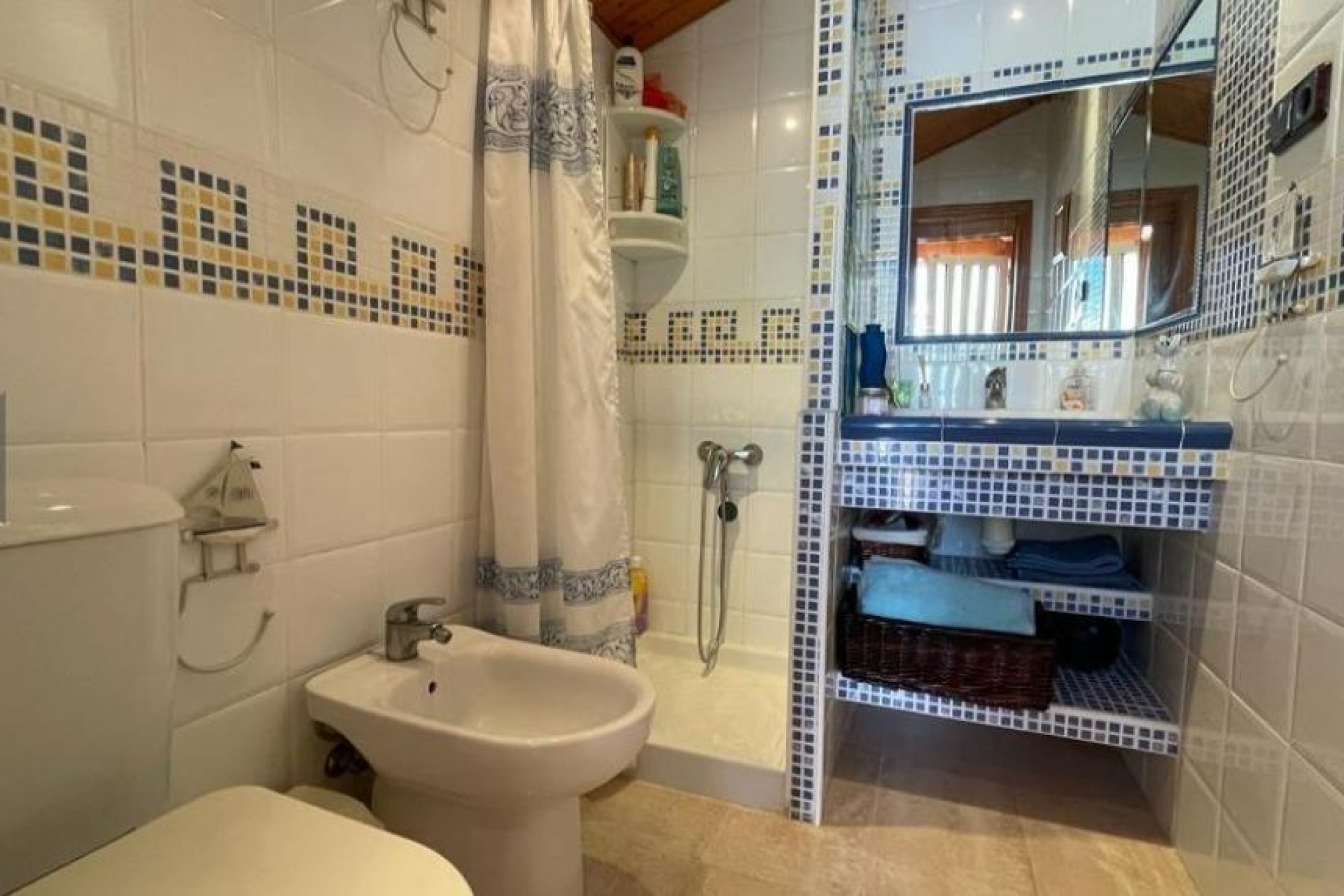 Återförsäljning - Town House -
Pilar de la Horadada - Pueblo Latino