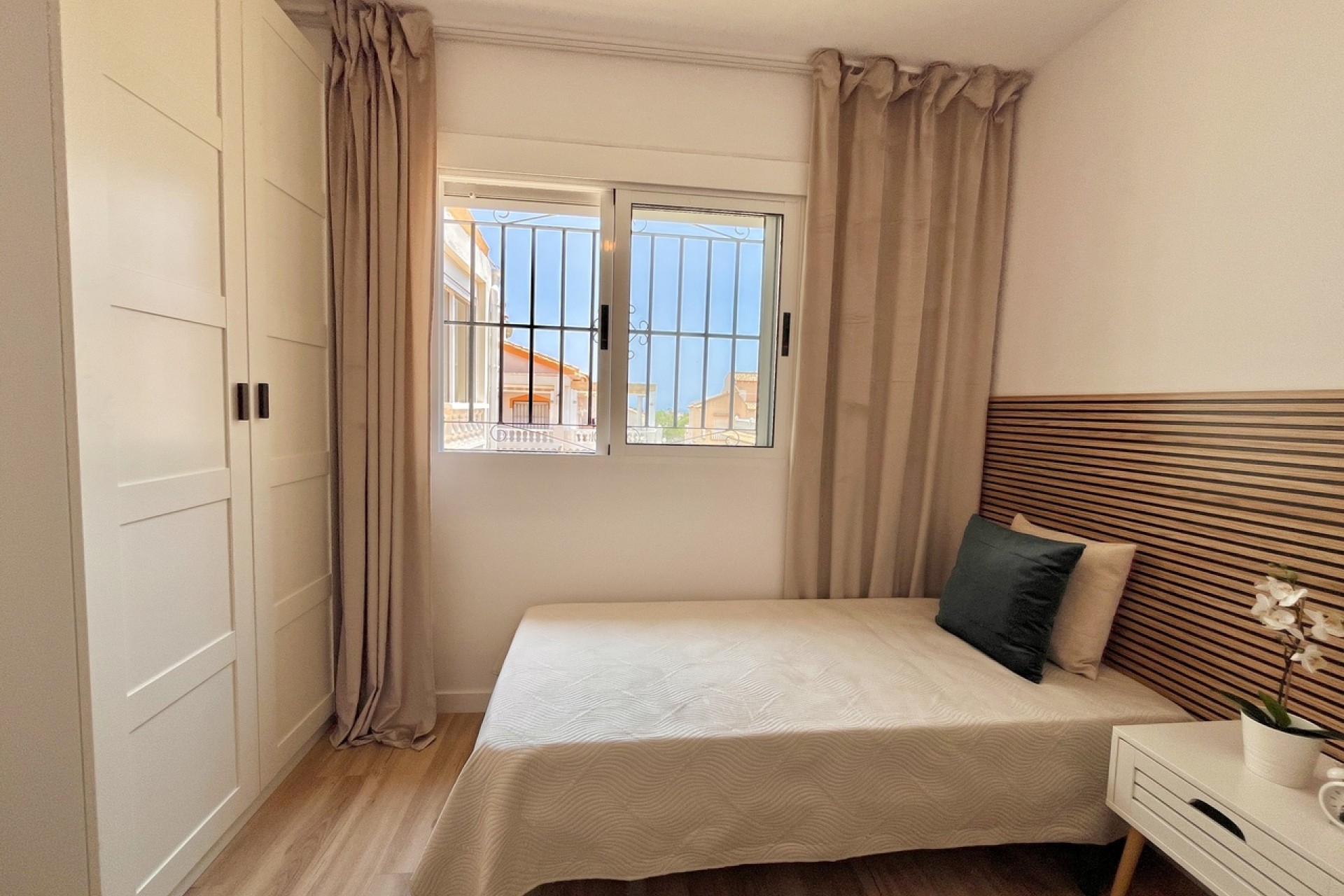 Återförsäljning - Town House -
Playa Flamenca - Costa Blanca