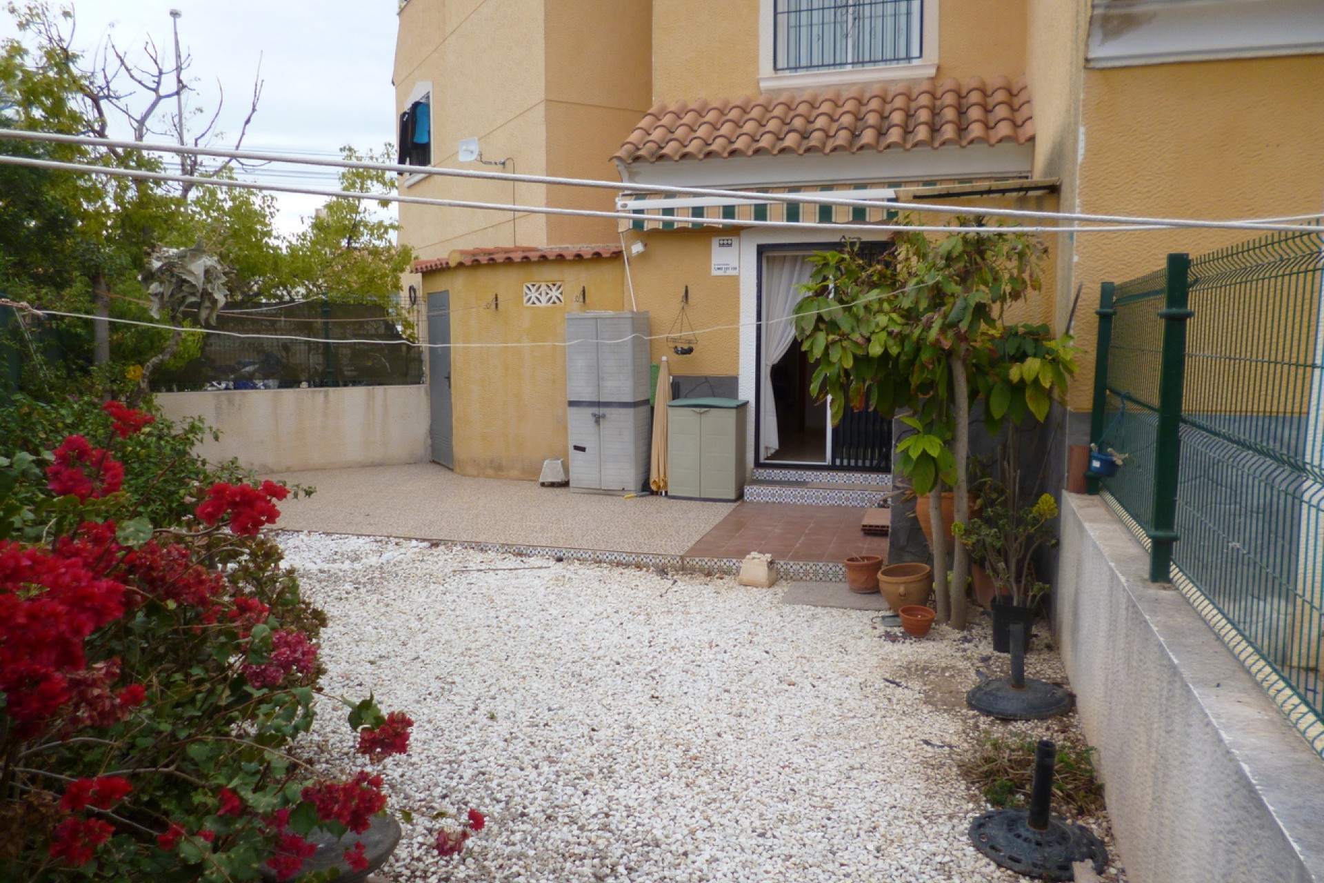 Återförsäljning - Town House -
Playa Flamenca - Costa Blanca