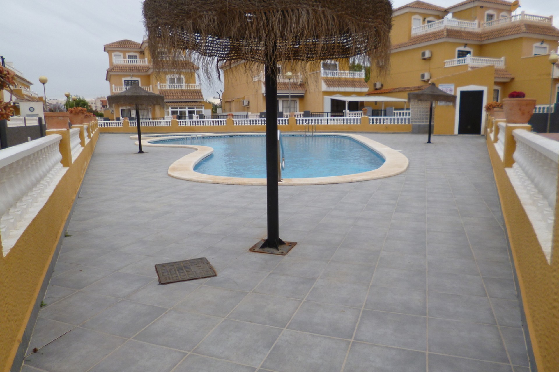 Återförsäljning - Town House -
Playa Flamenca - Costa Blanca