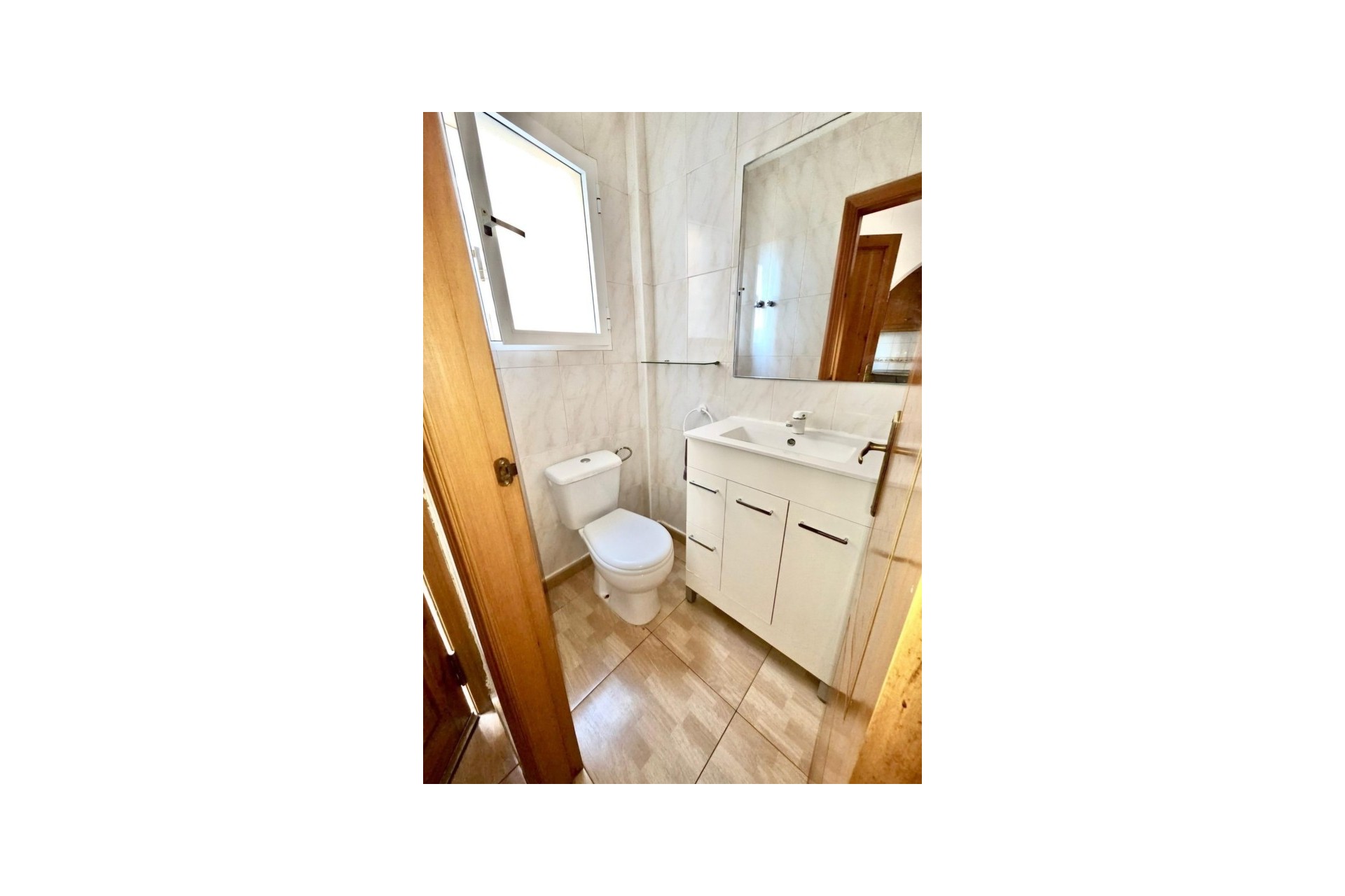 Återförsäljning - Town House -
Playa Flamenca - Costa Blanca