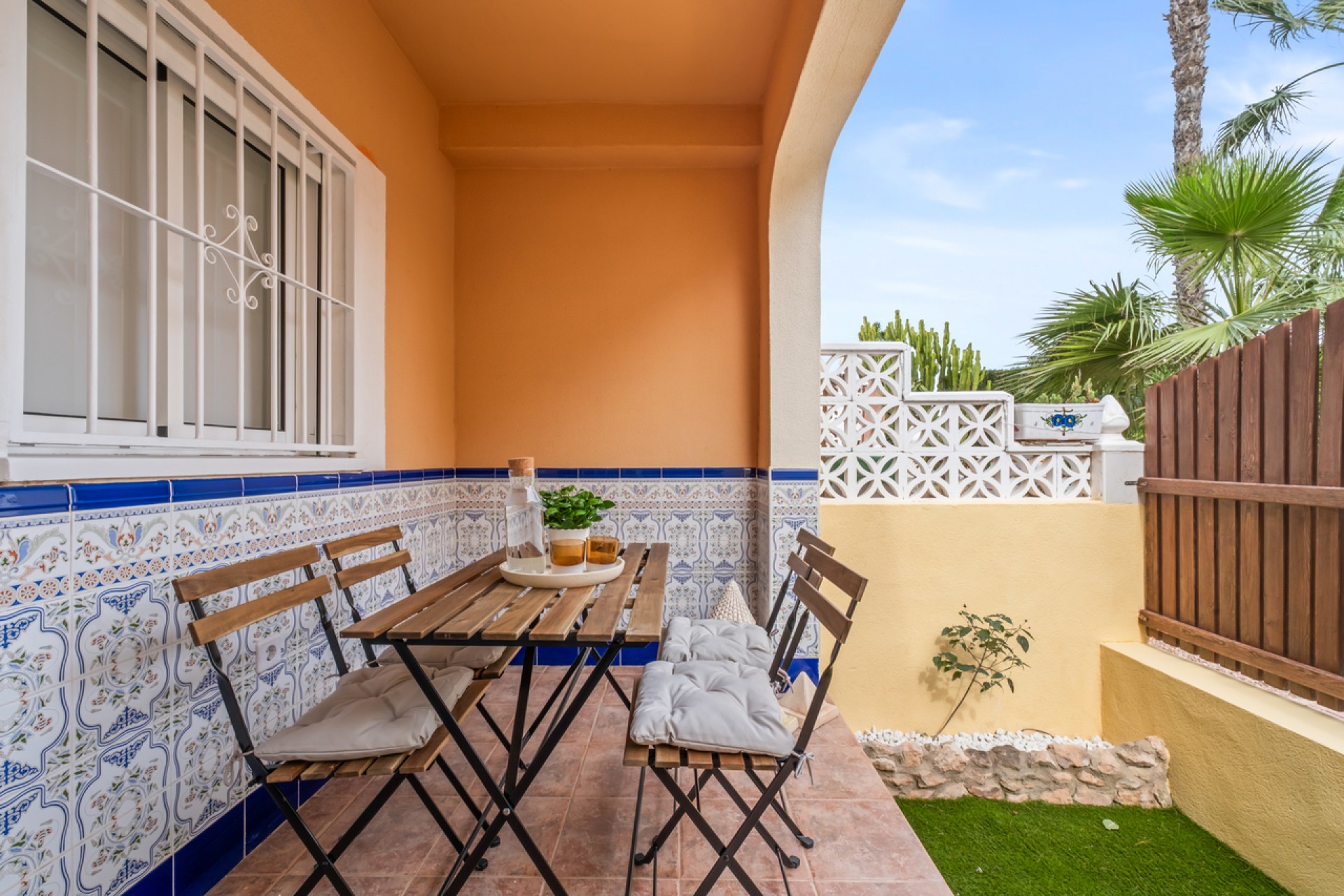 Återförsäljning - Town House -
Playa Flamenca - Costa Blanca