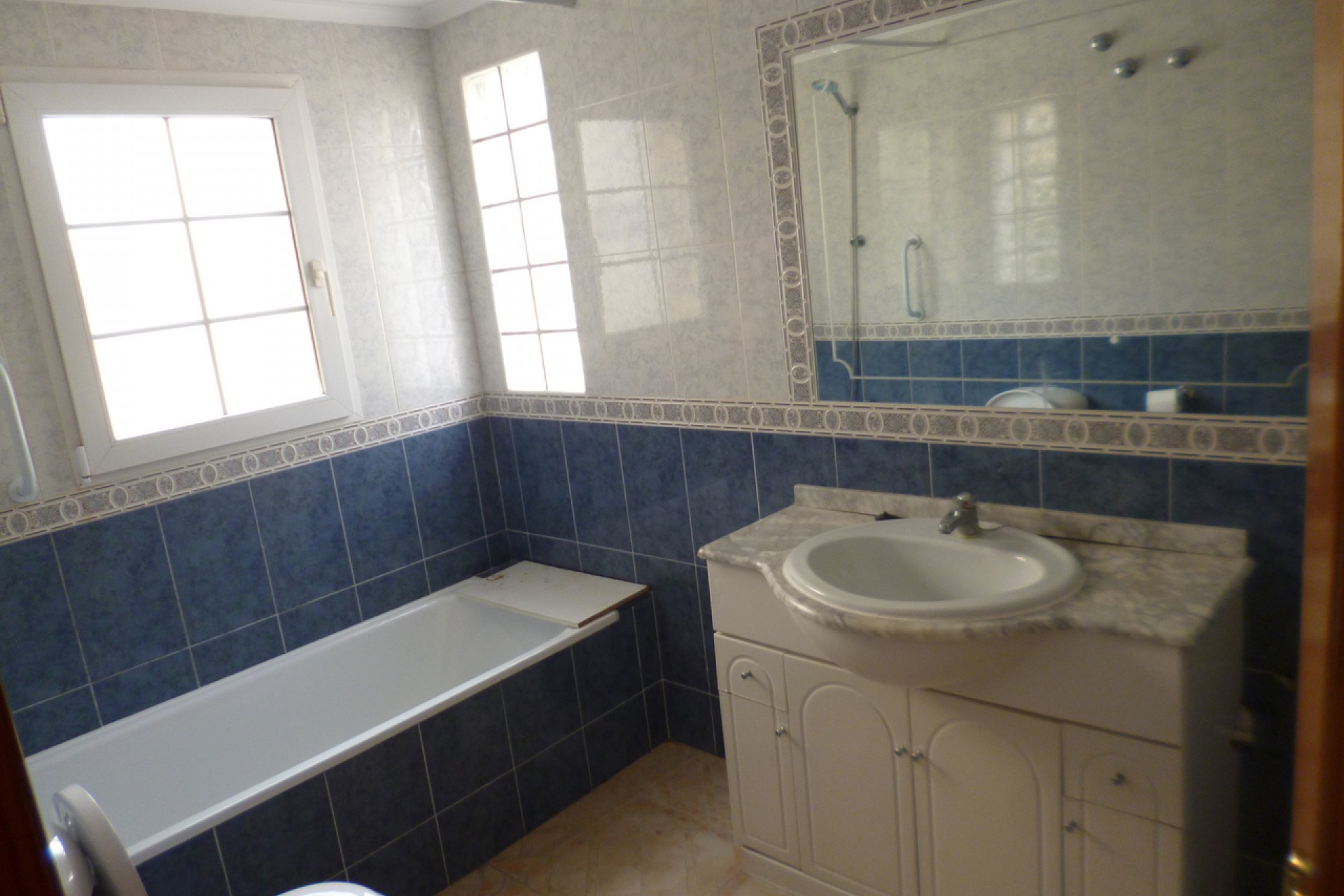 Återförsäljning - Town House -
Playa Flamenca - Costa Blanca