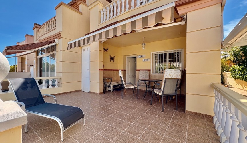 Återförsäljning - Town House -
Rojales - Inland