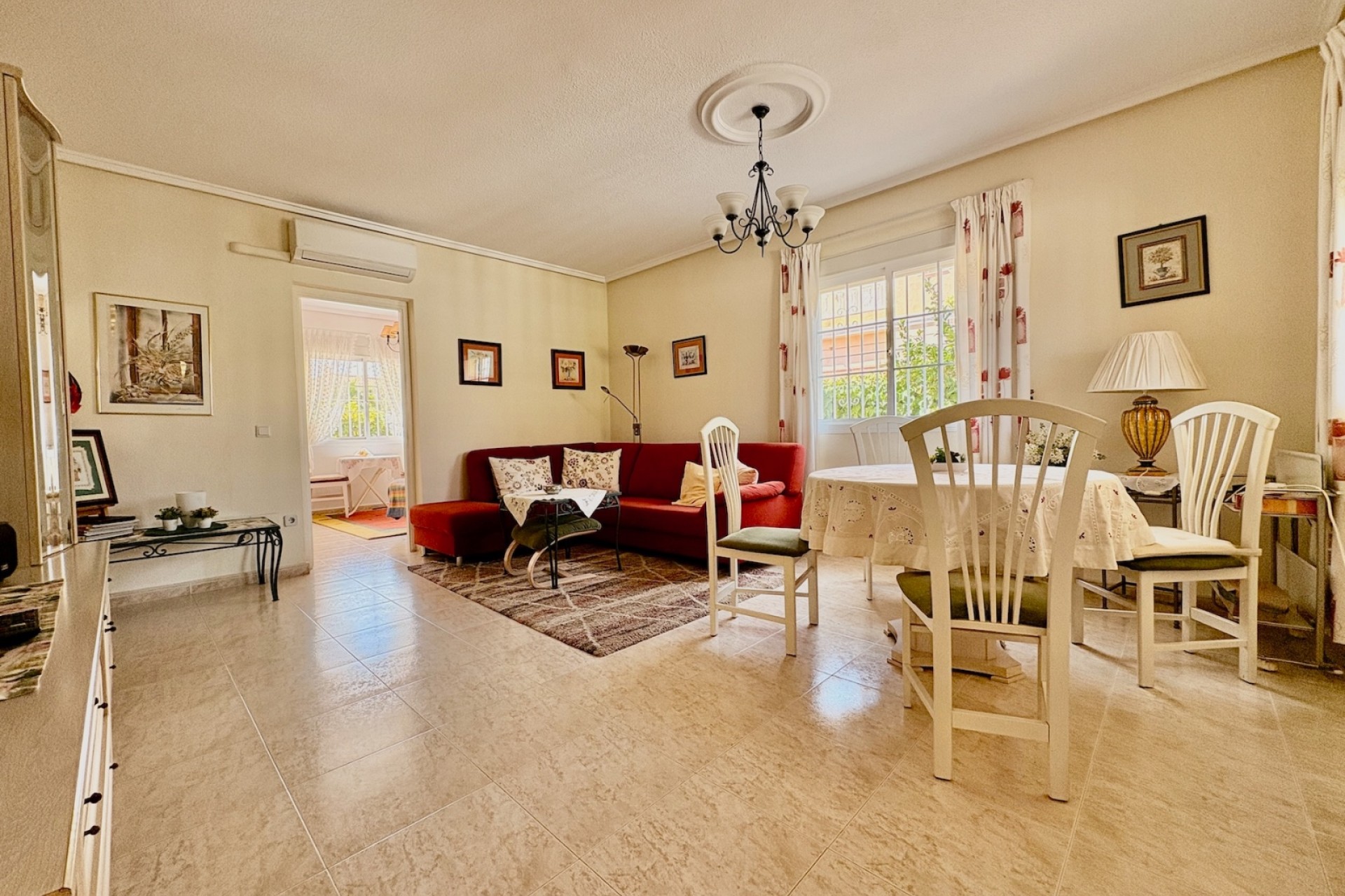 Återförsäljning - Town House -
Rojales - Inland