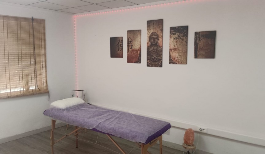 Återförsäljning - Town House -
Salinas - Inland