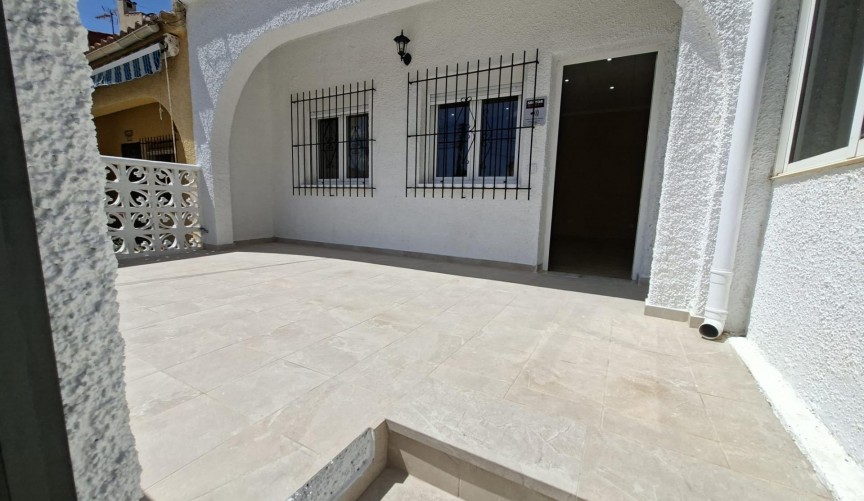 Återförsäljning - Town House -
San Fulgencio - La Marina