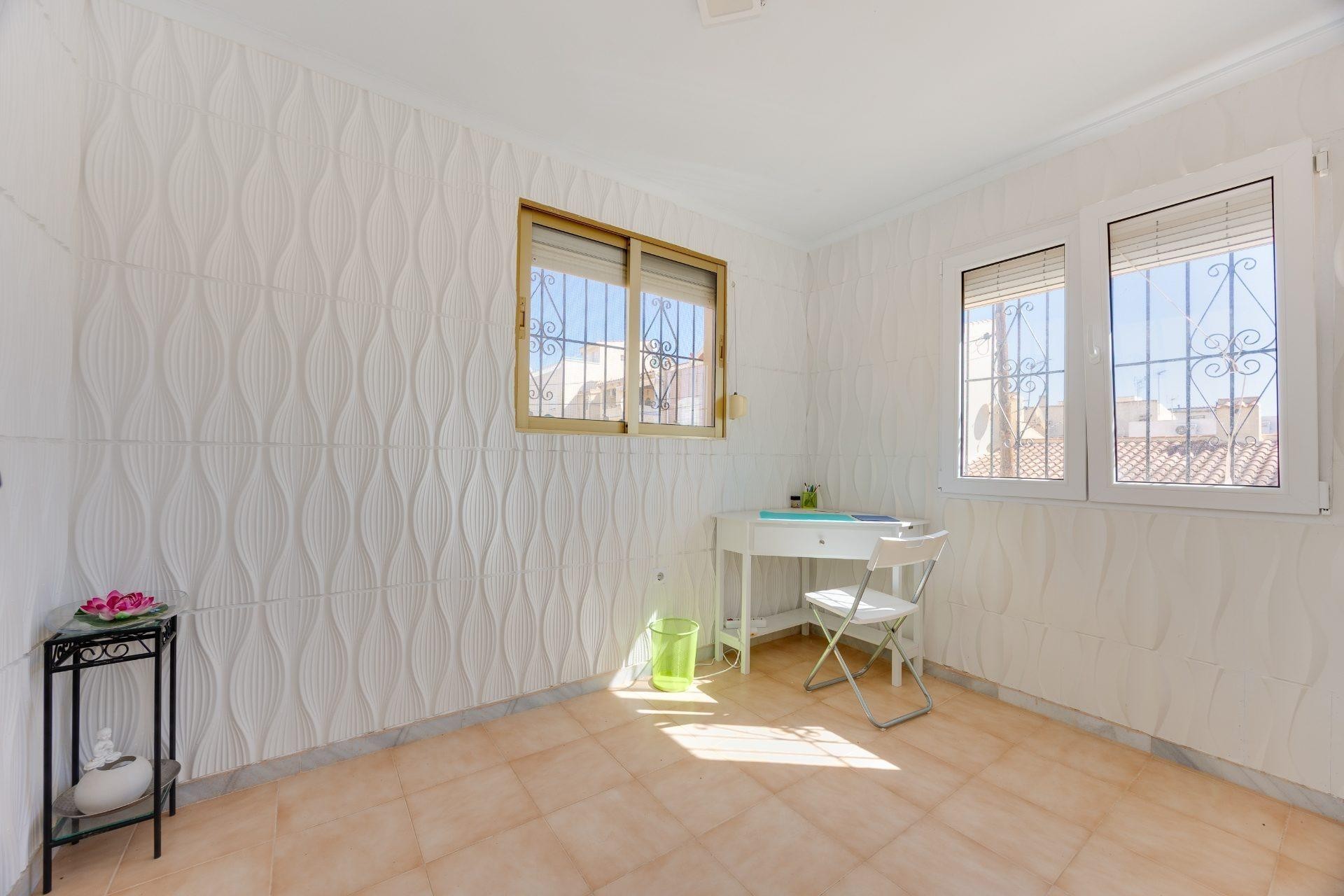 Återförsäljning - Town House -
San Fulgencio - La Marina
