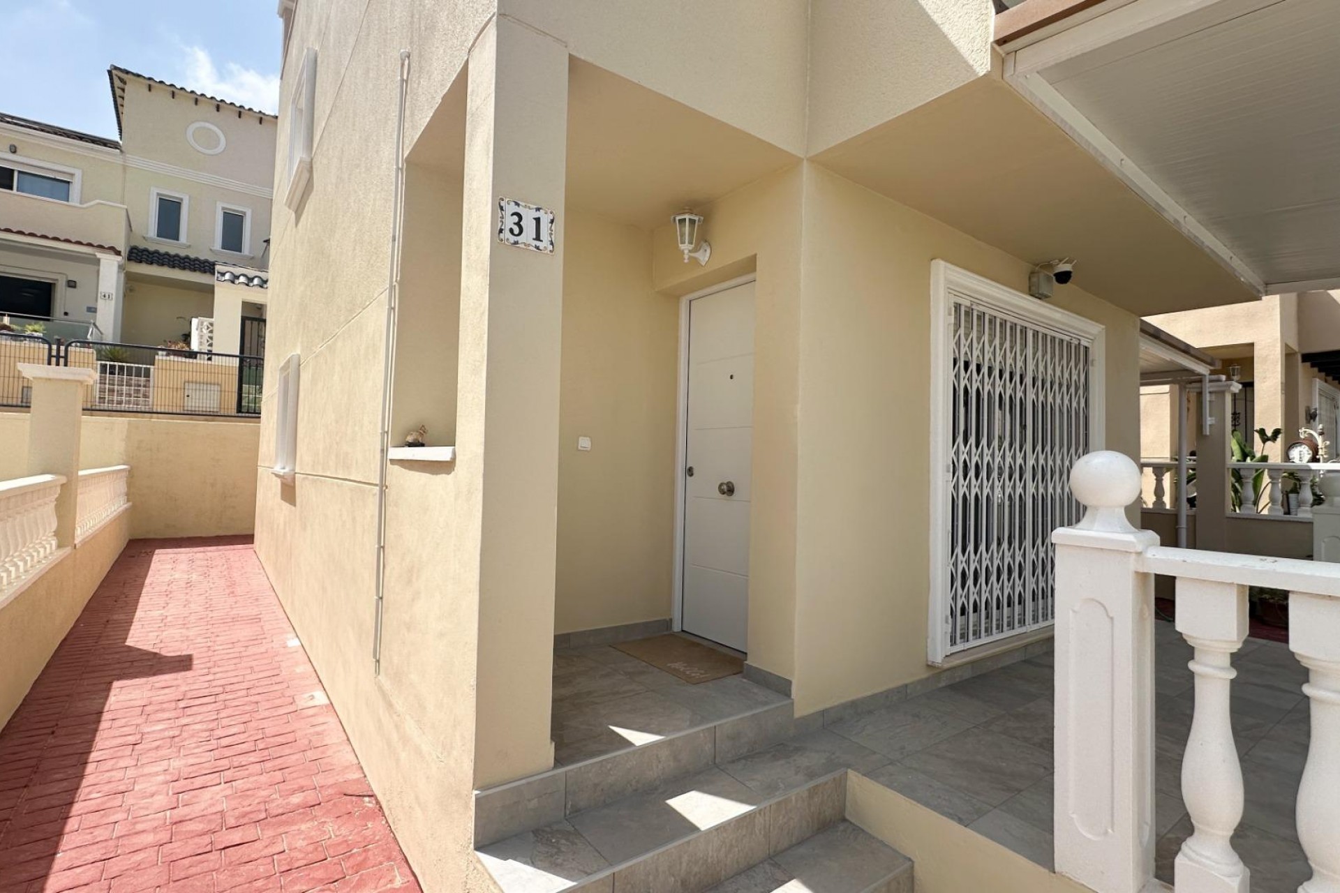 Återförsäljning - Town House -
San Miguel de Salinas - El Galán