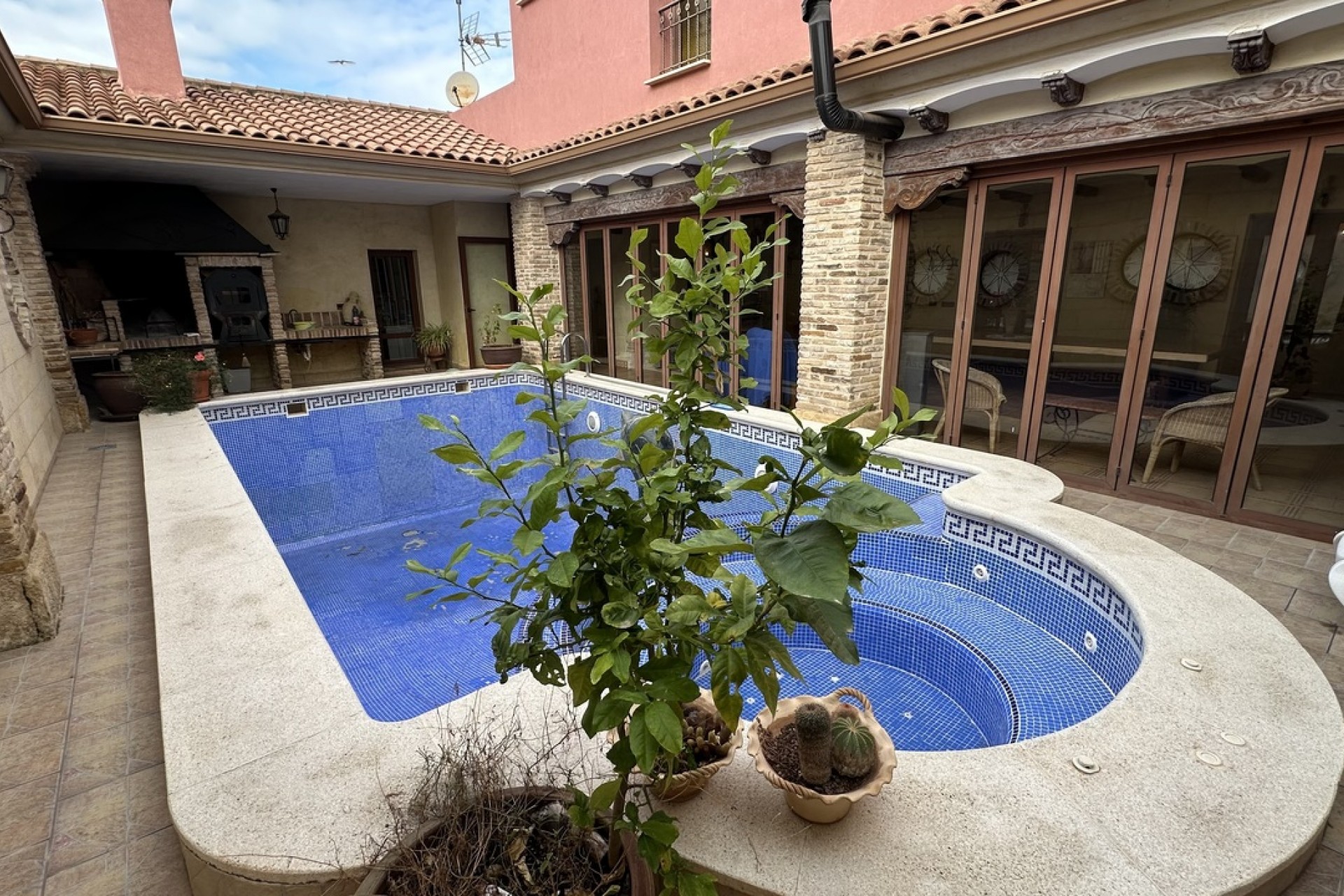 Återförsäljning - Town House -
San Miguel de Salinas - Inland