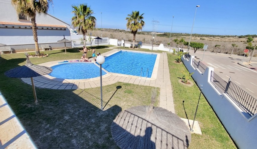 Återförsäljning - Town House -
San Miguel de Salinas - Inland