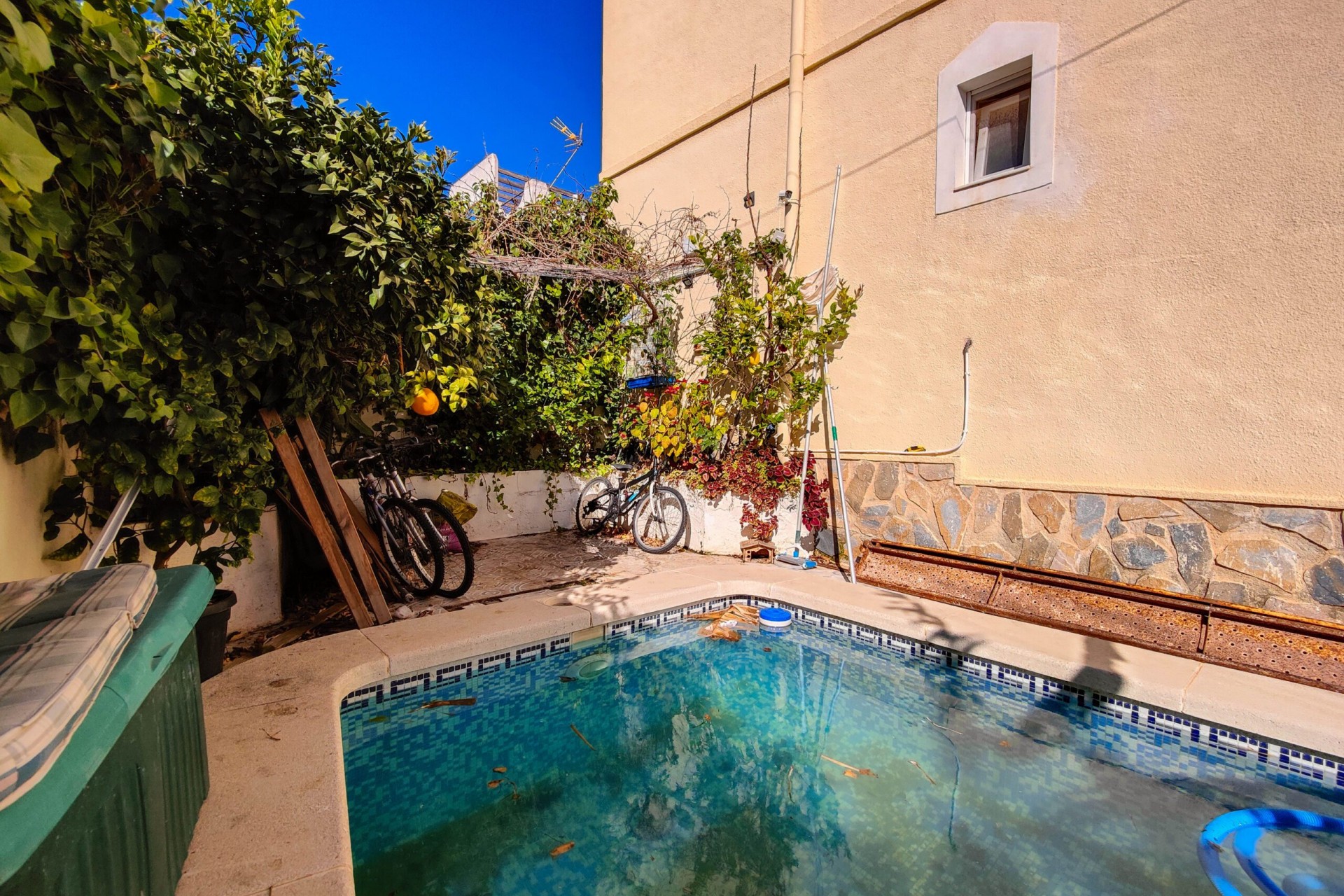 Återförsäljning - Town House -
San Miguel de Salinas - Inland