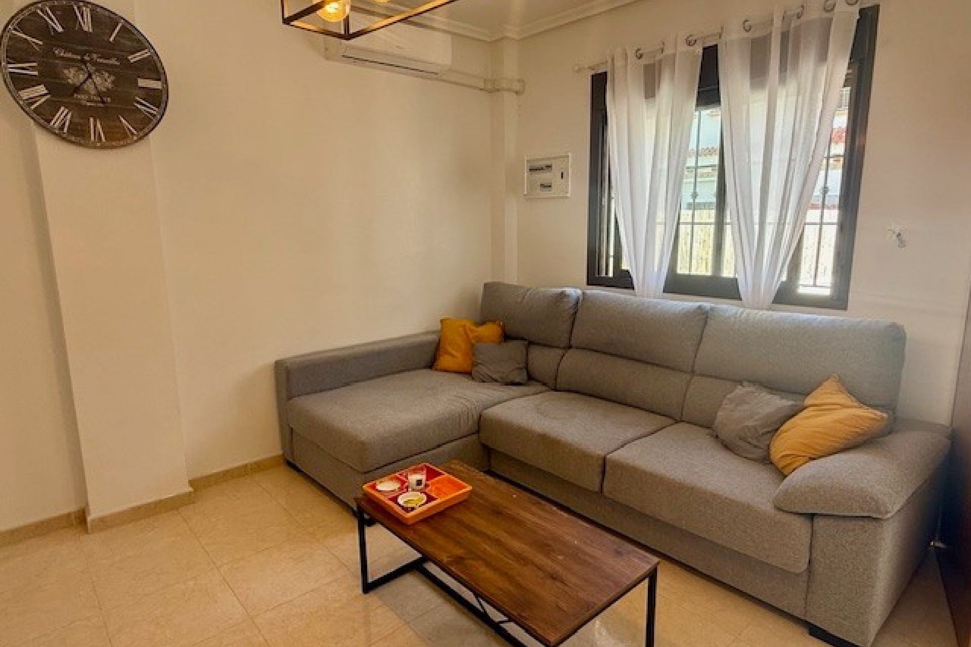 Återförsäljning - Town House -
San Miguel de Salinas - Inland