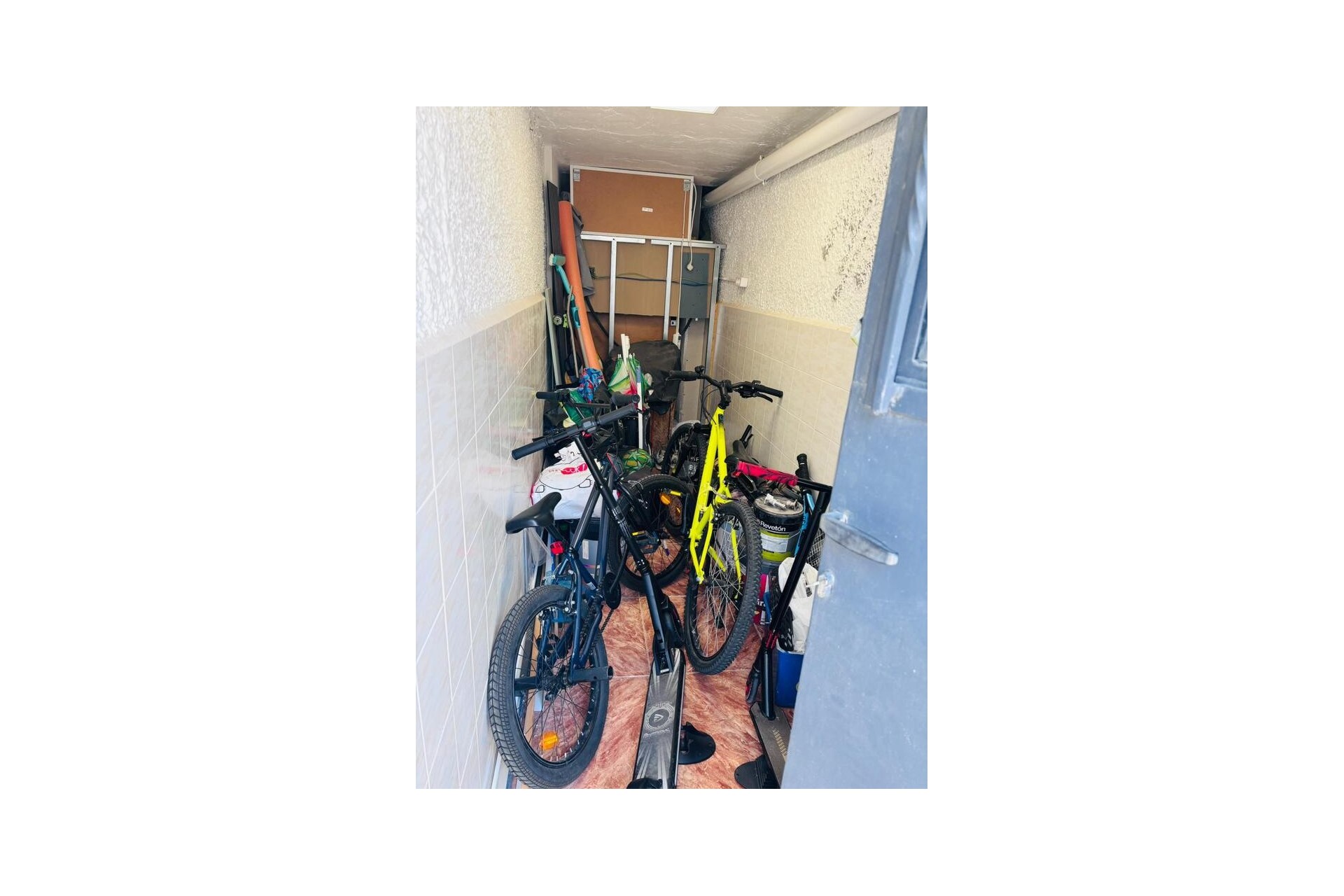 Återförsäljning - Town House -
San Miguel de Salinas - Inland