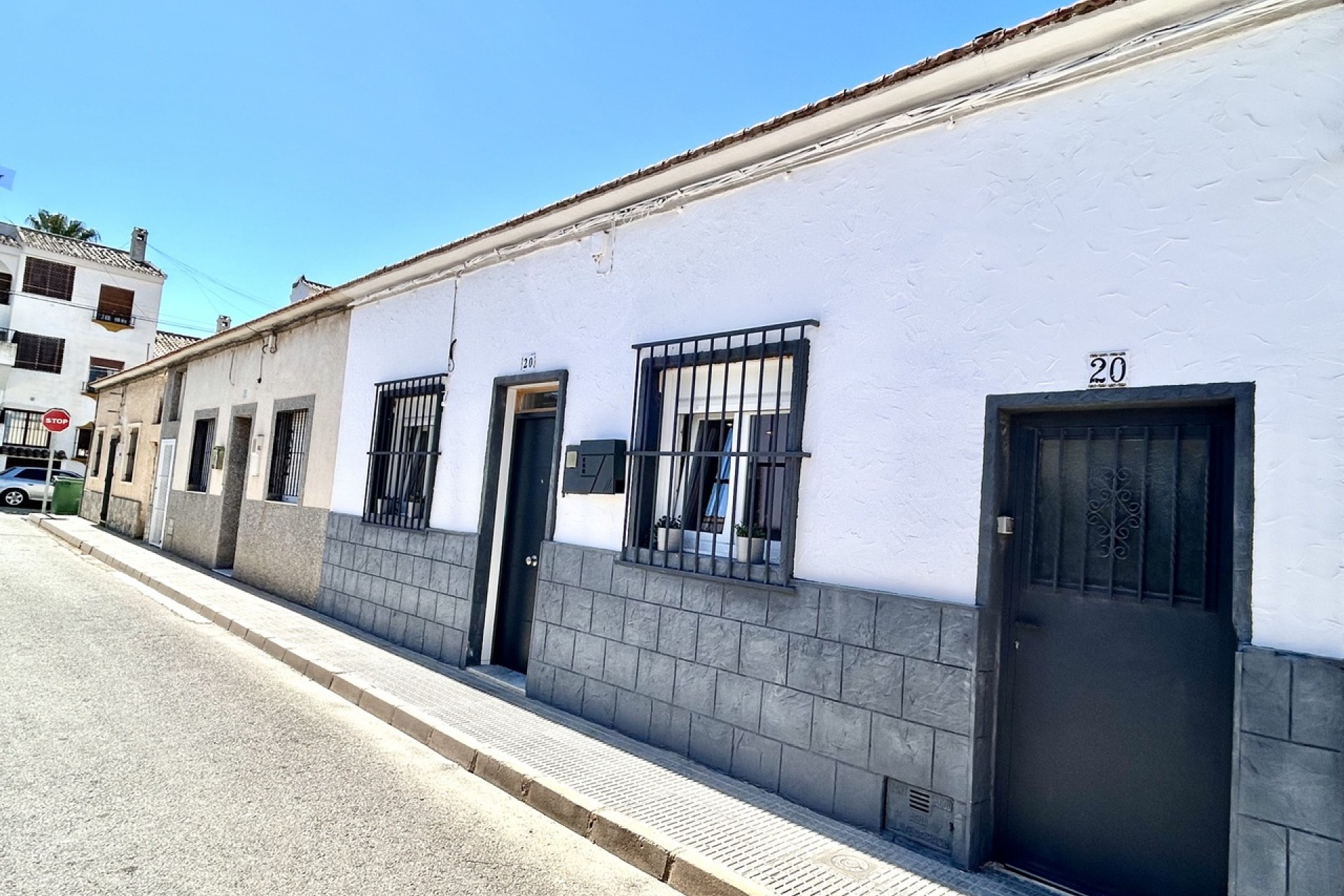 Återförsäljning - Town House -
San Miguel de Salinas - Inland