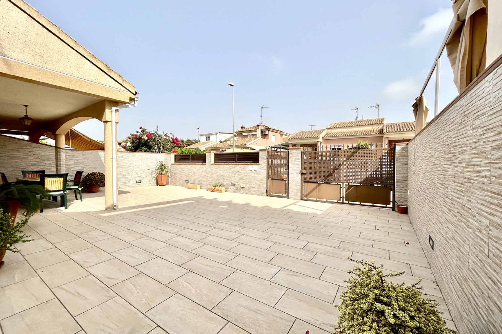 Återförsäljning - Town House -
Torre de la Horadada - Costa Blanca