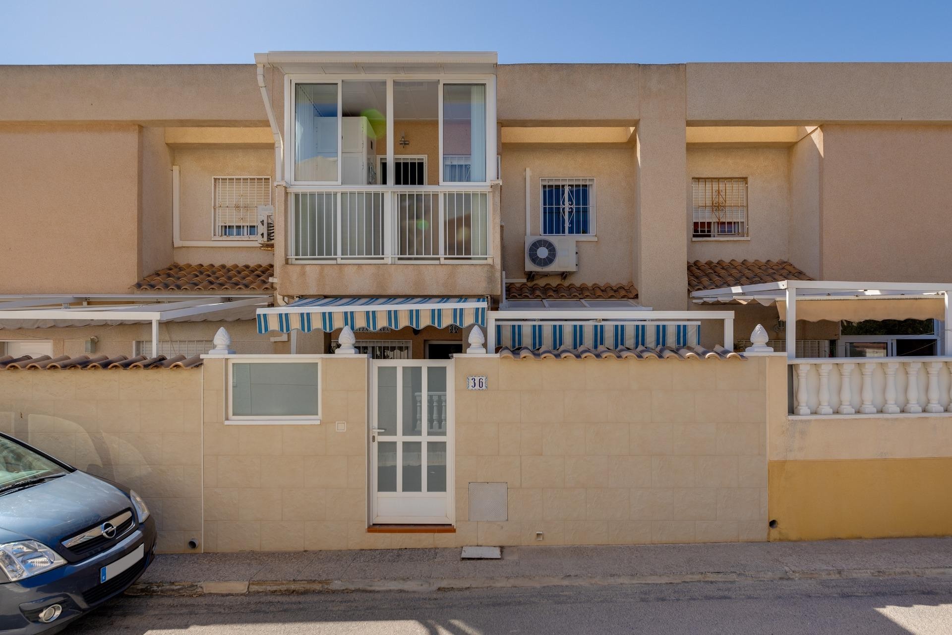 Återförsäljning - Town House -
Torrevieja - Aguas Nuevas 2