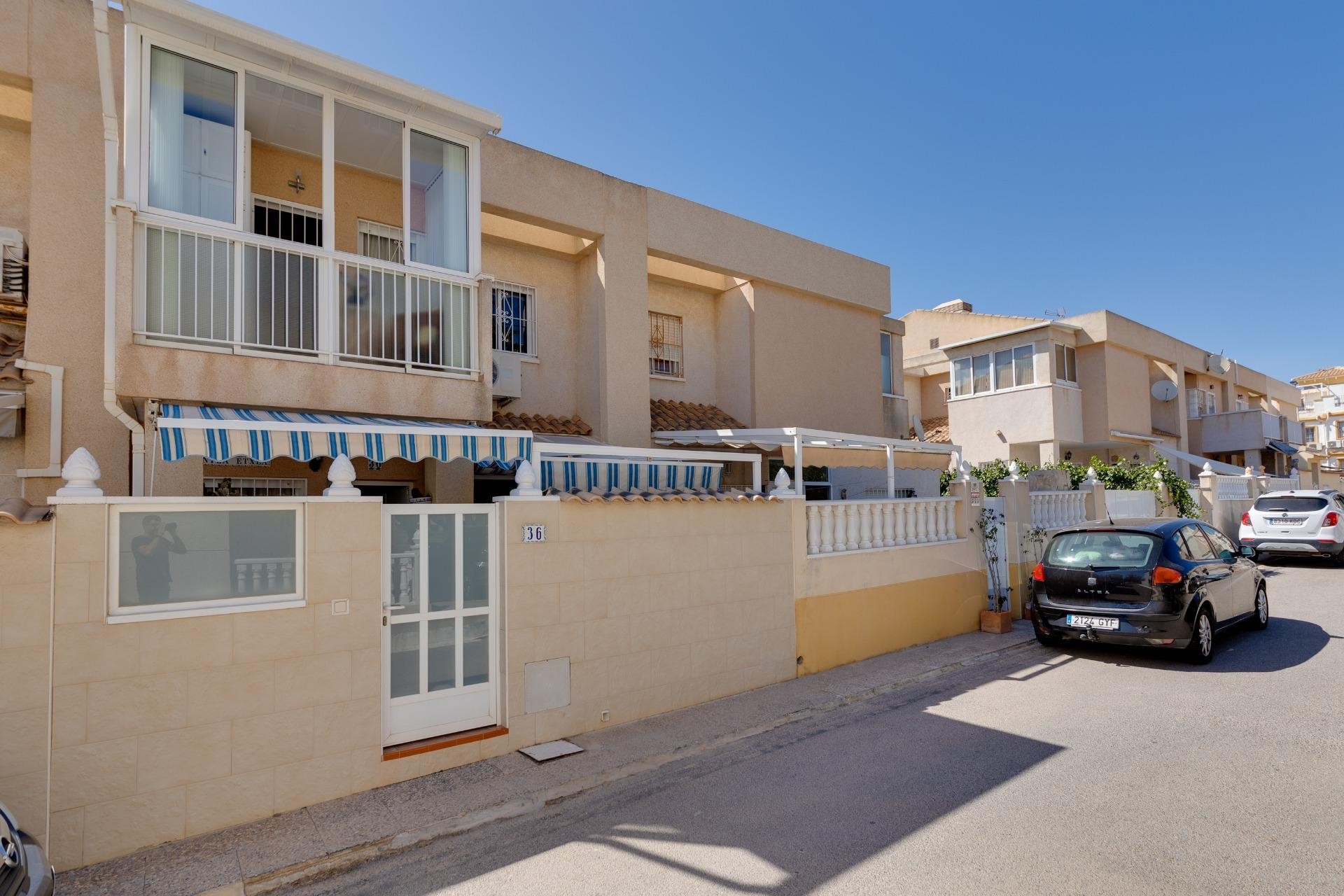 Återförsäljning - Town House -
Torrevieja - Aguas Nuevas 2