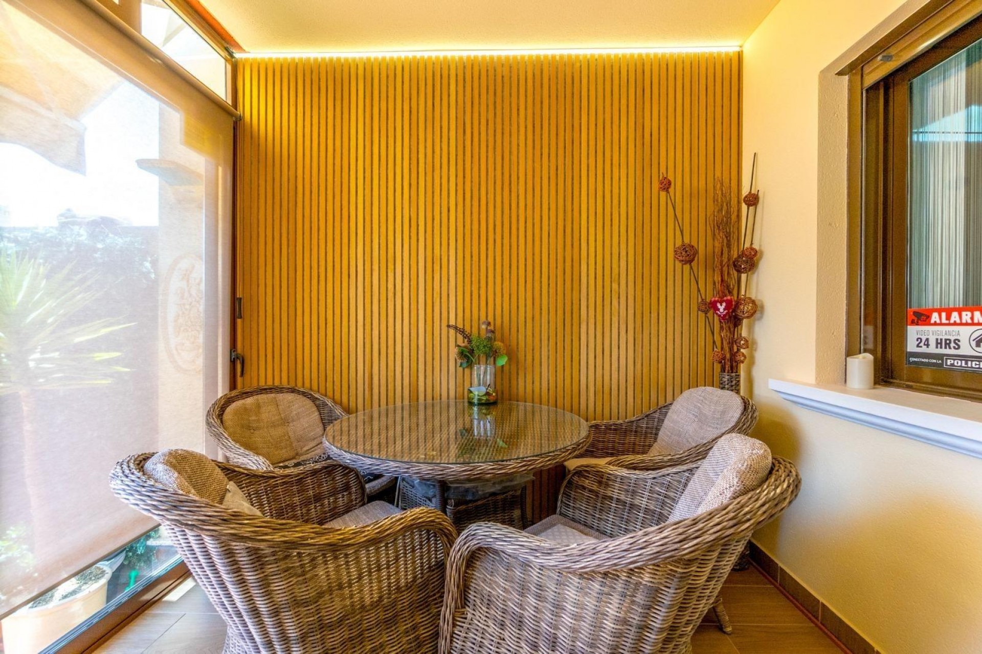 Återförsäljning - Town House -
Torrevieja - aguas nuevas