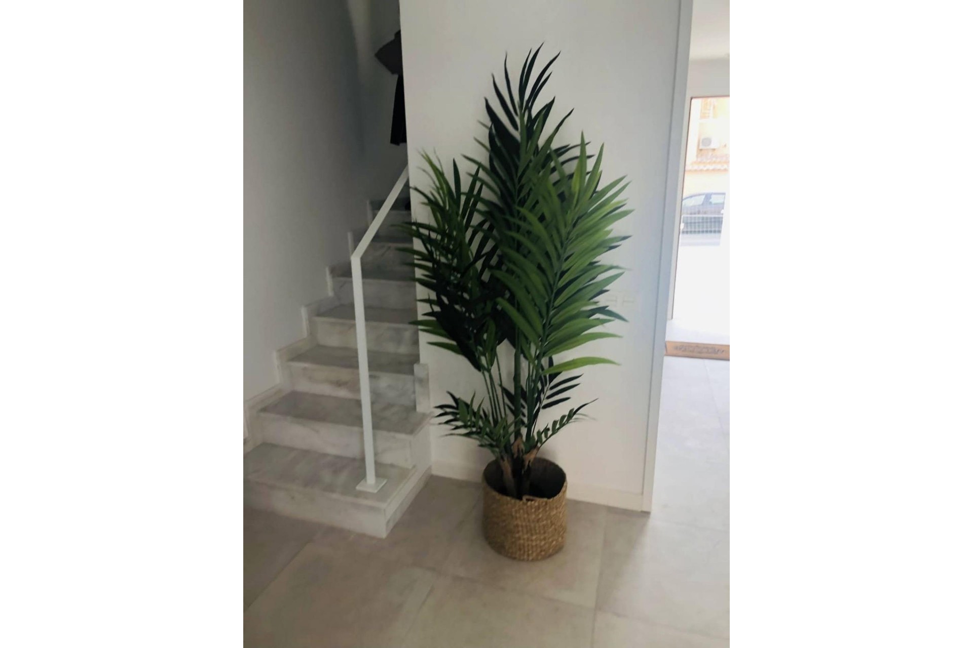 Återförsäljning - Town House -
Torrevieja - aguas nuevas