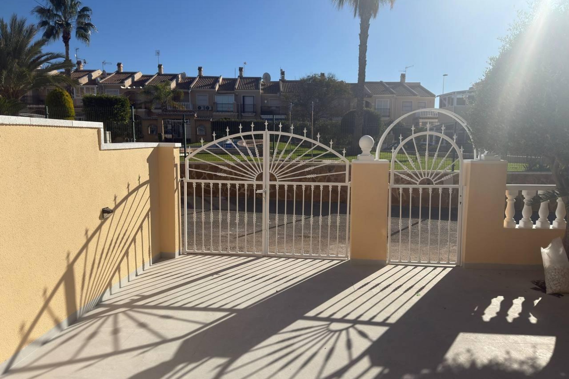 Återförsäljning - Town House -
Torrevieja - aguas nuevas