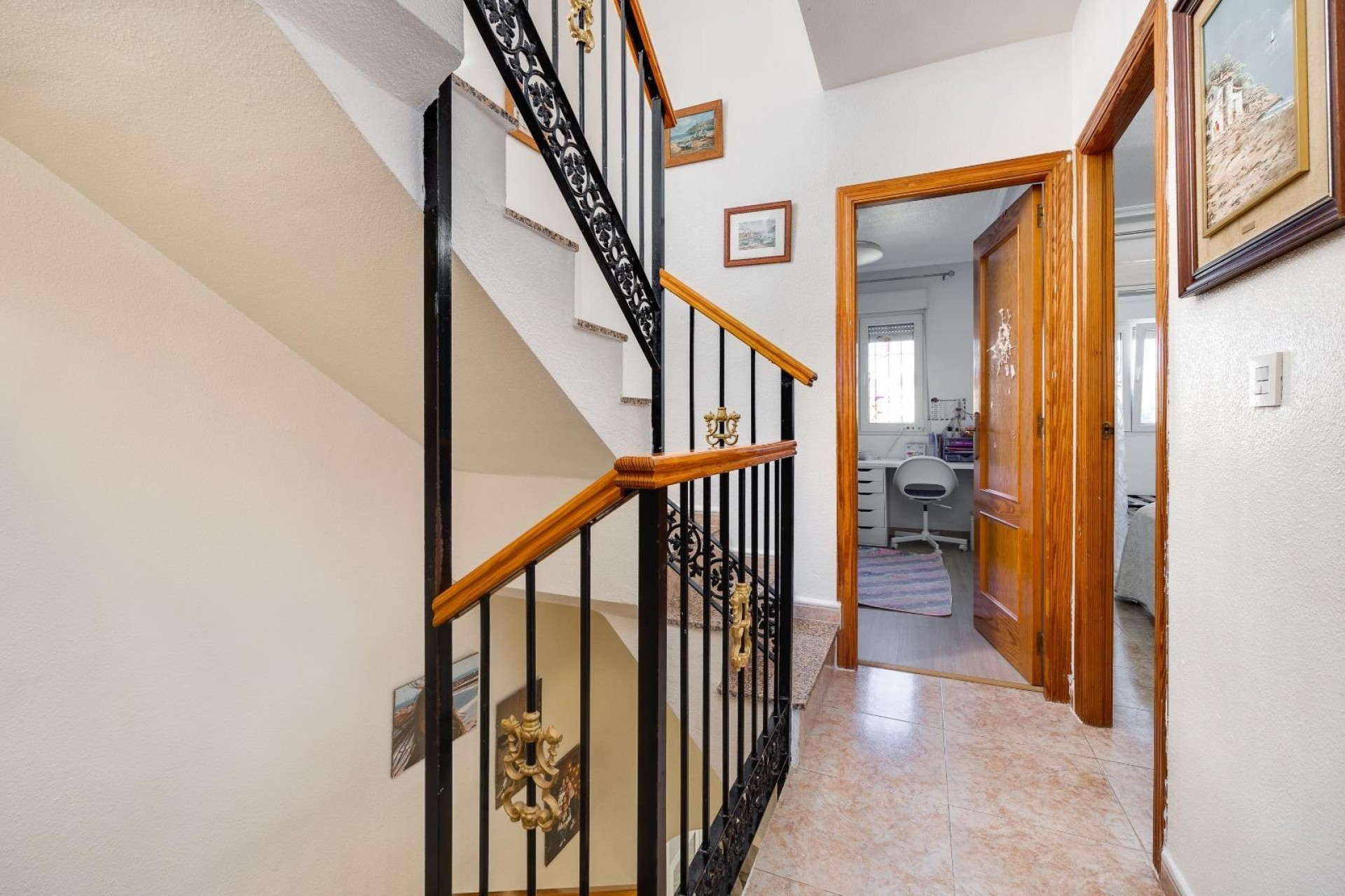 Återförsäljning - Town House -
Torrevieja - aguas nuevas