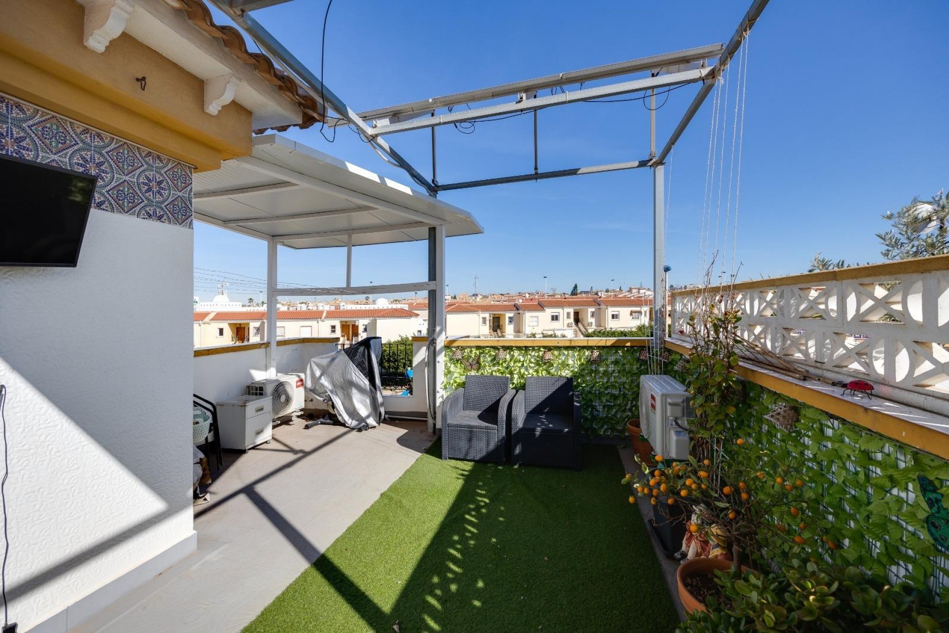 Återförsäljning - Town House -
Torrevieja - aguas nuevas
