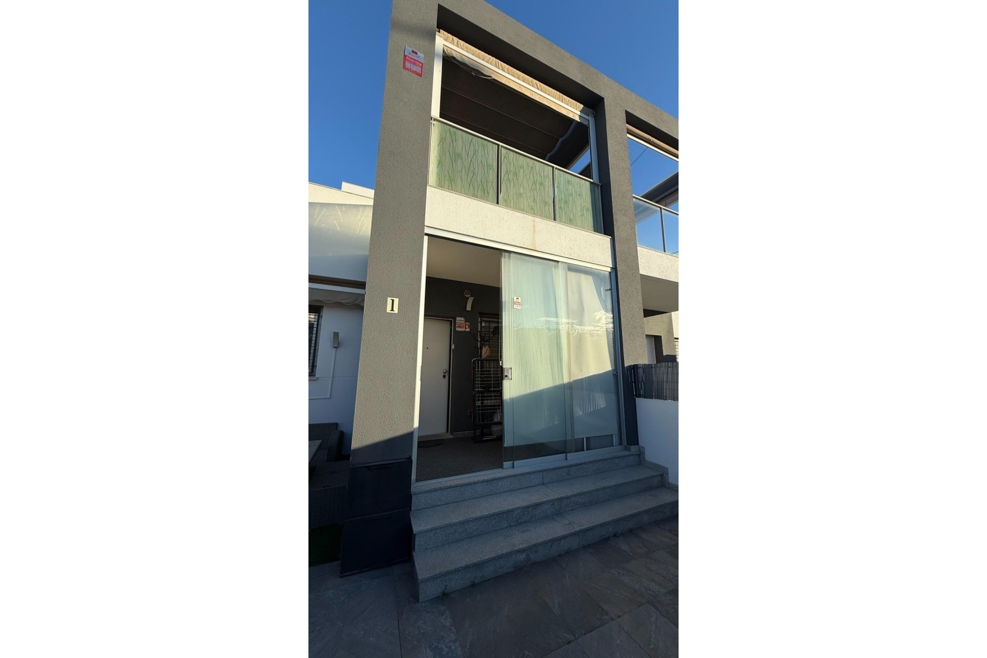 Återförsäljning - Town House -
Torrevieja - aguas nuevas