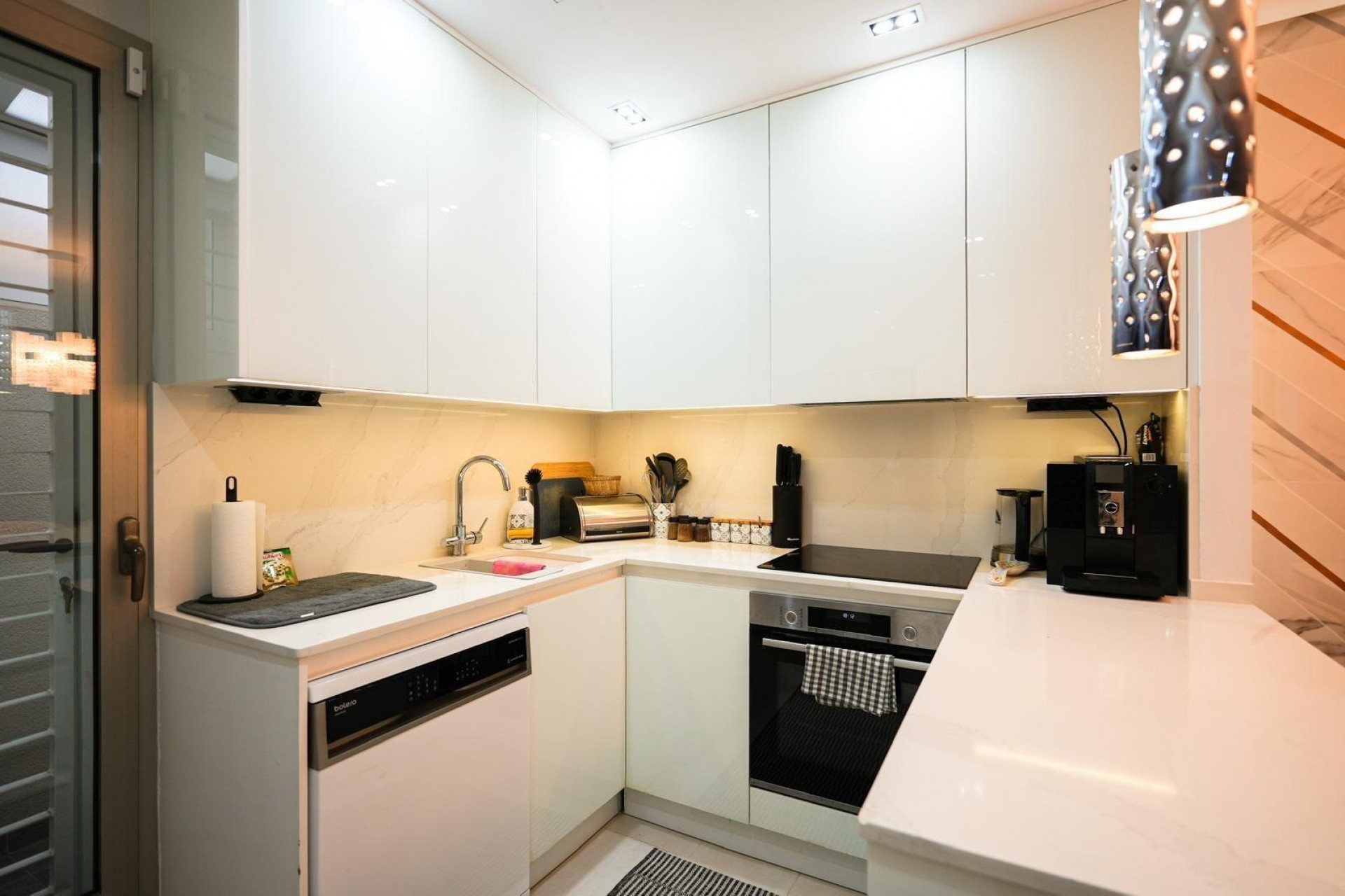 Återförsäljning - Town House -
Torrevieja - aguas nuevas