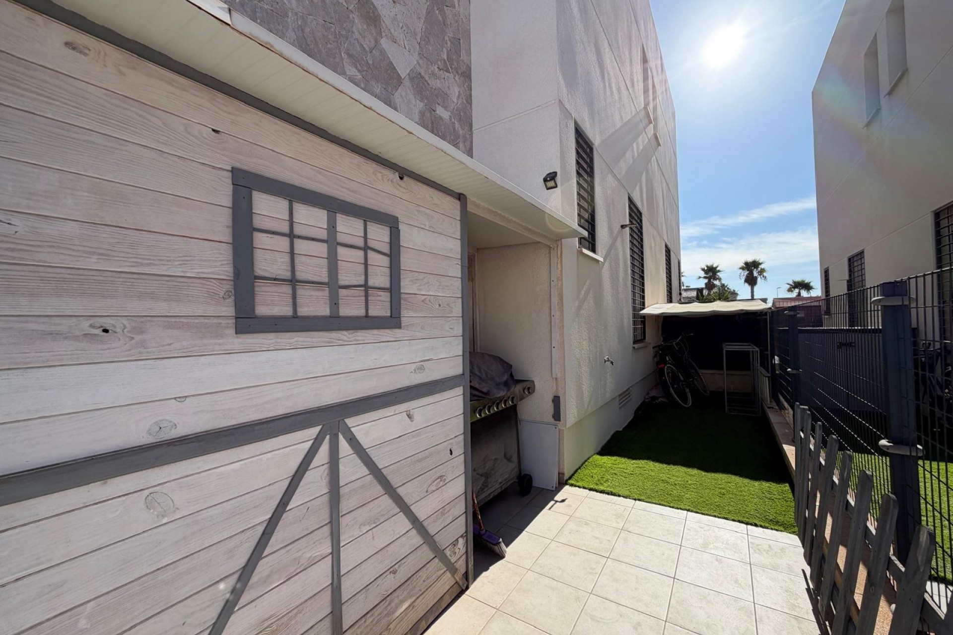 Återförsäljning - Town House -
Torrevieja - aguas nuevas