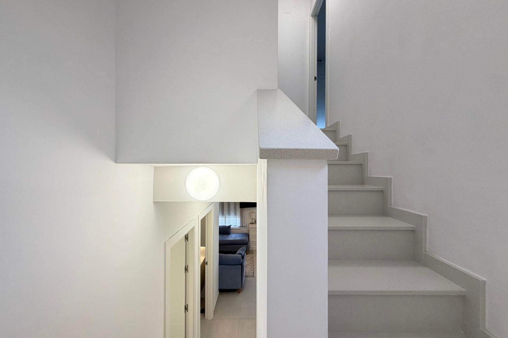 Återförsäljning - Town House -
Torrevieja - aguas nuevas