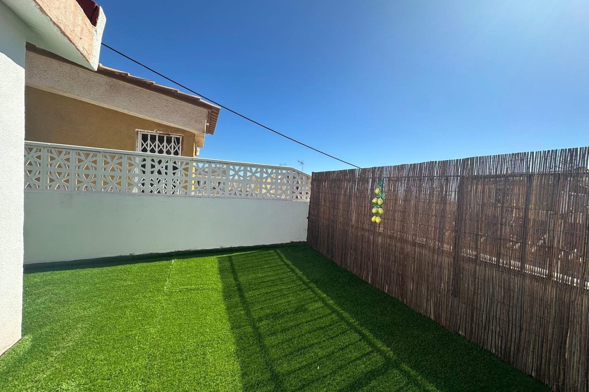 Återförsäljning - Town House -
Torrevieja - Cabo Cervera
