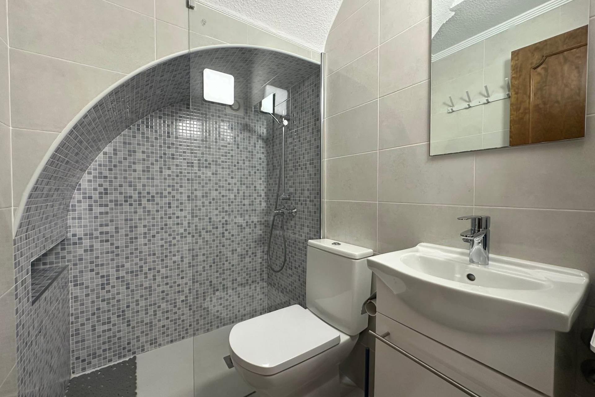Återförsäljning - Town House -
Torrevieja - Cabo Cervera