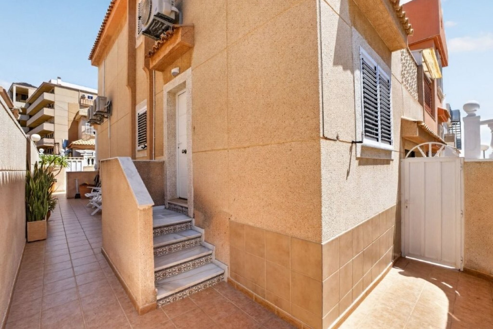 Återförsäljning - Town House -
Torrevieja - Cabo Cervera