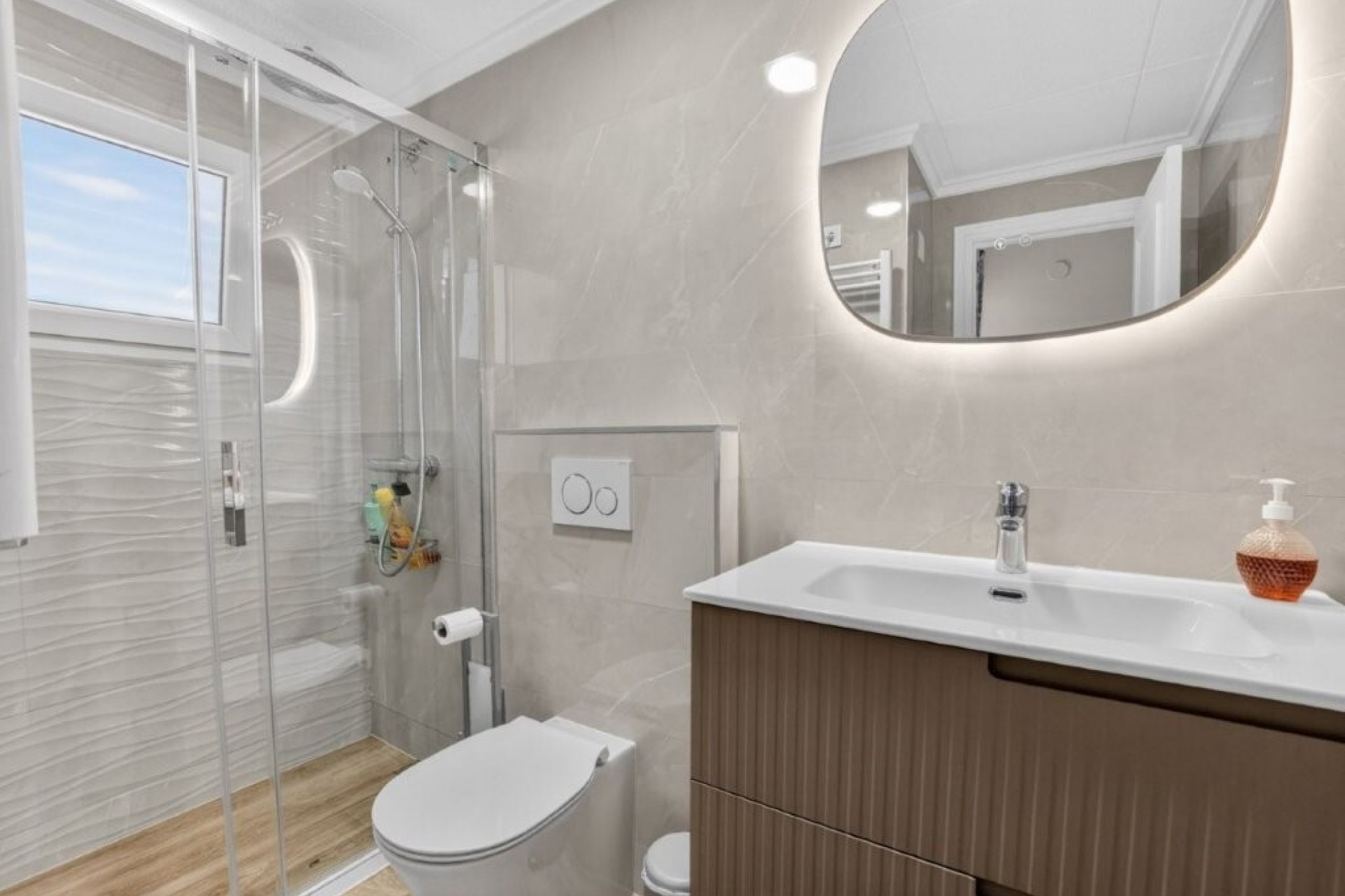 Återförsäljning - Town House -
Torrevieja - Cabo Cervera