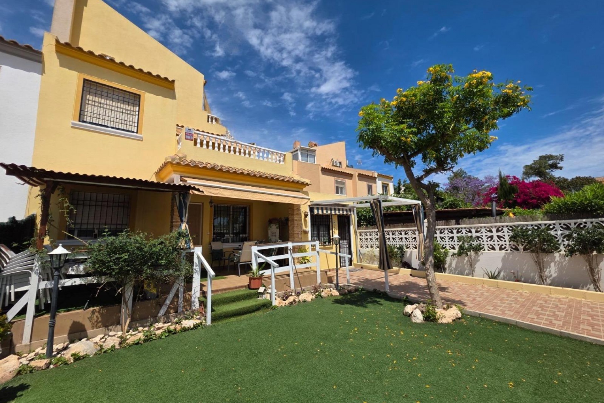 Återförsäljning - Town House -
Torrevieja - Calas Blanca