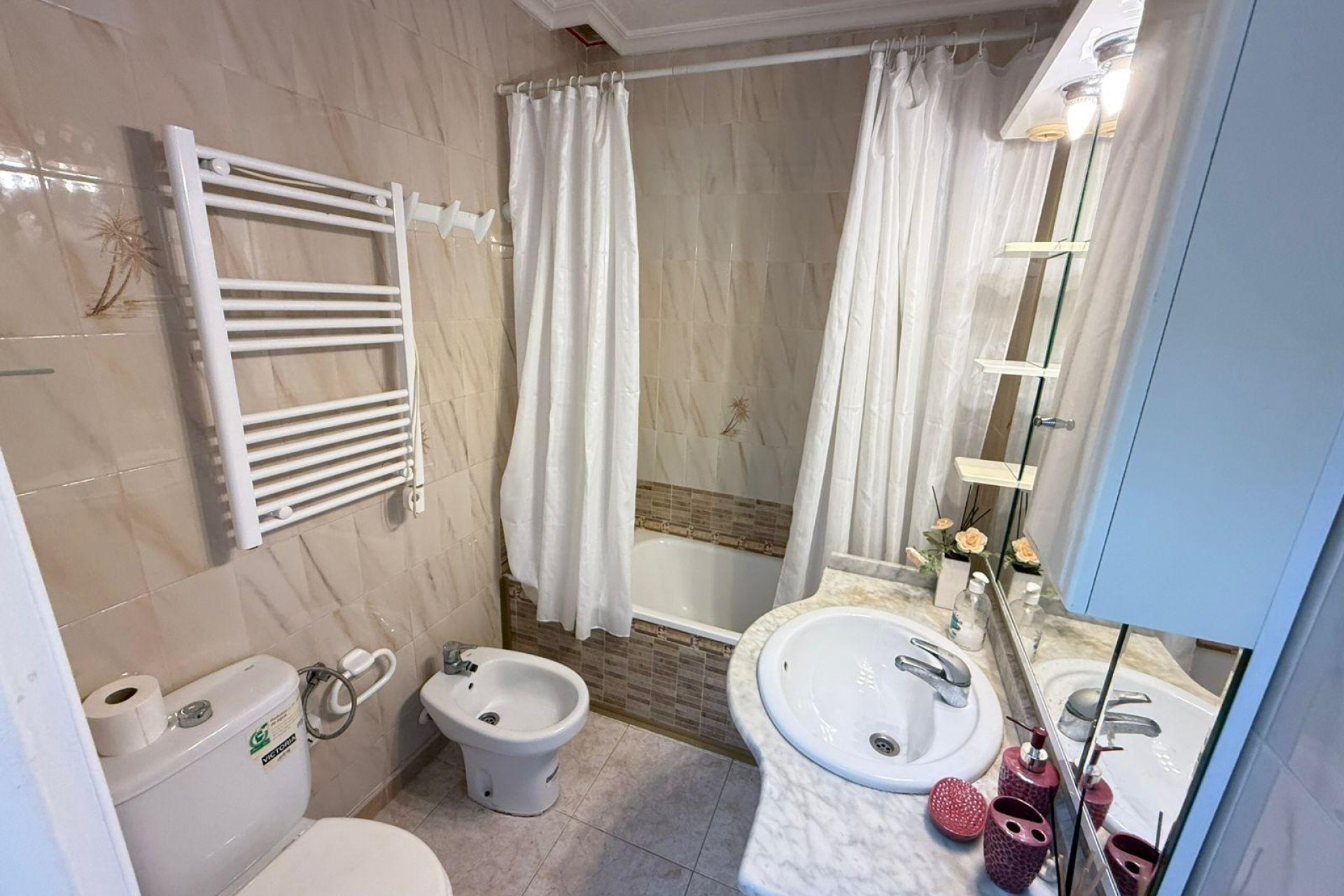 Återförsäljning - Town House -
Torrevieja - Calas Blanca