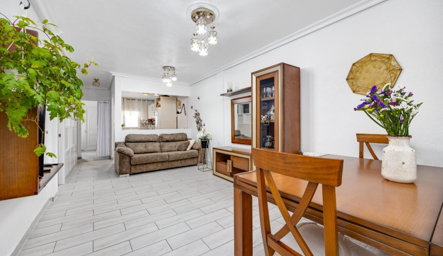 Återförsäljning - Town House -
Torrevieja - Calas Blanca