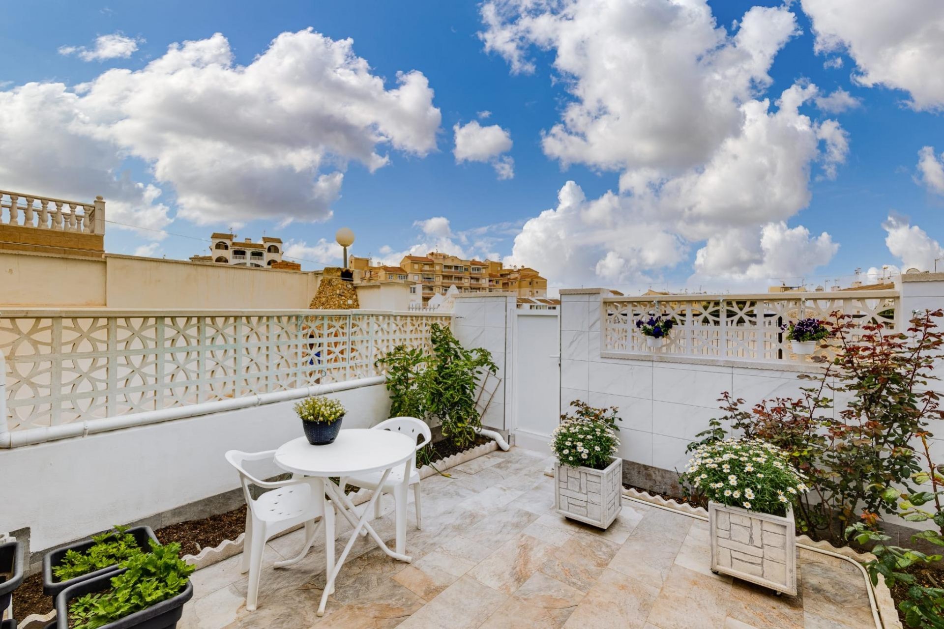Återförsäljning - Town House -
Torrevieja - Calas Blanca