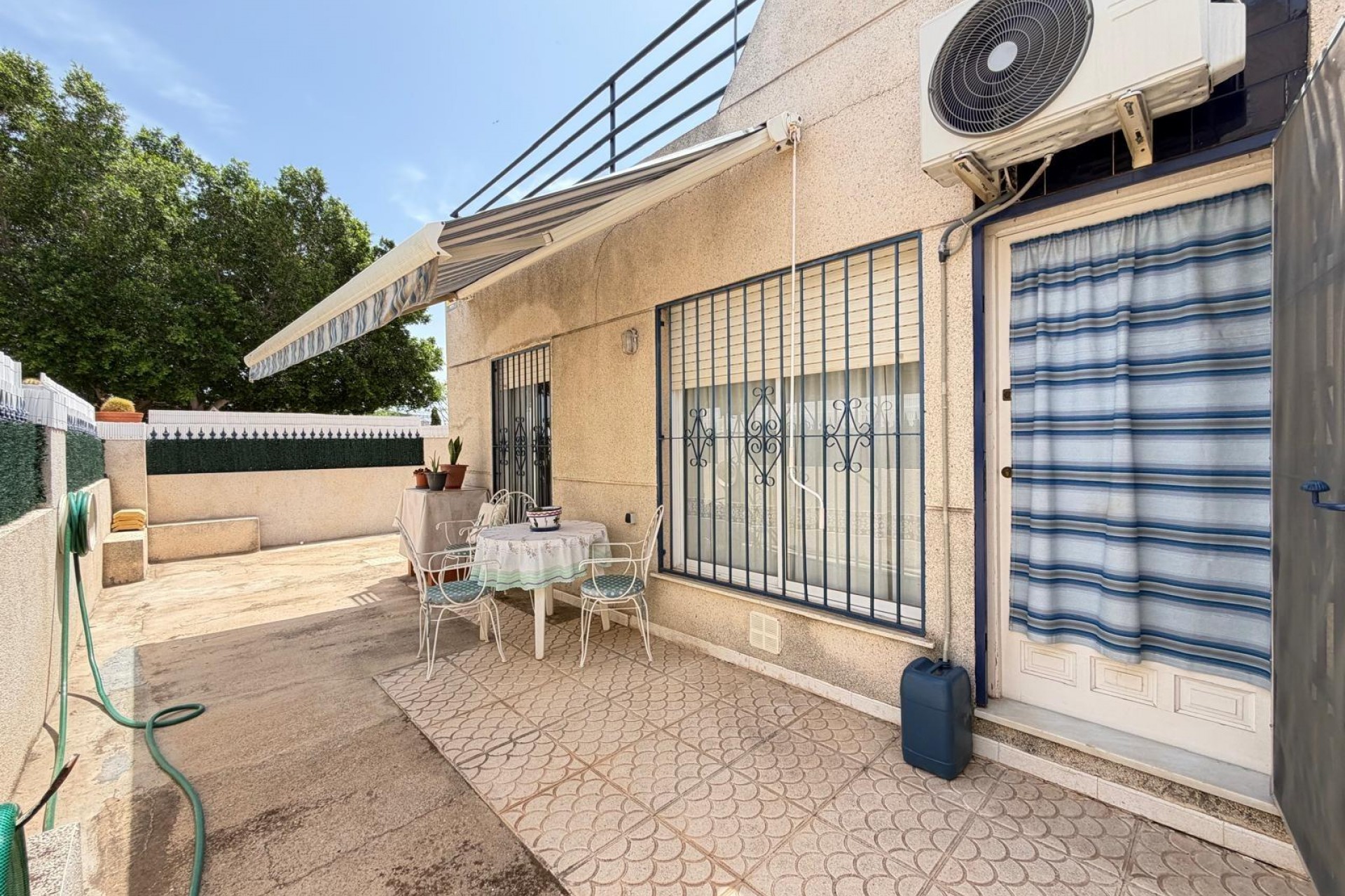 Återförsäljning - Town House -
Torrevieja - Carrefour