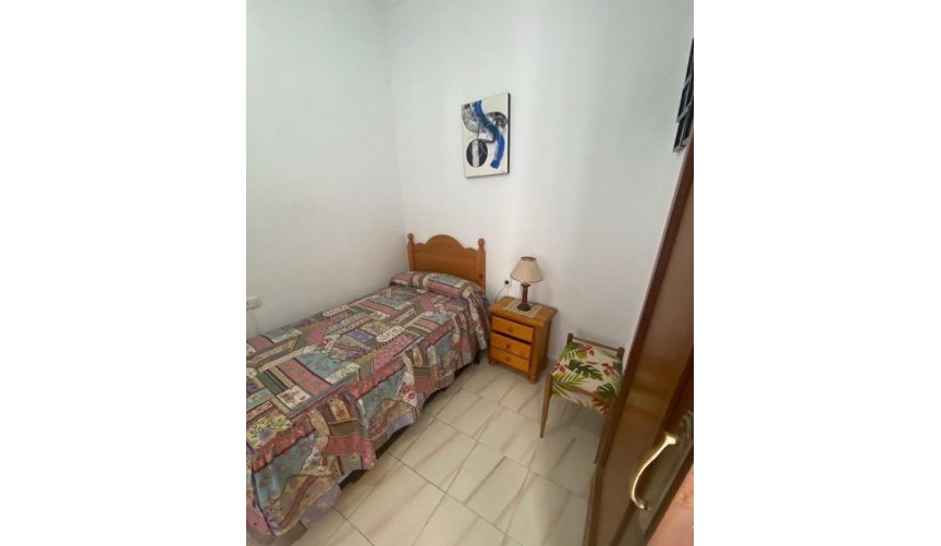 Återförsäljning - Town House -
Torrevieja - Centro