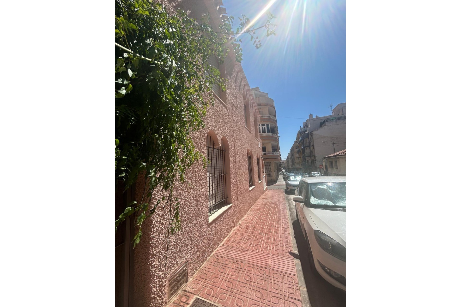 Återförsäljning - Town House -
Torrevieja - Centro