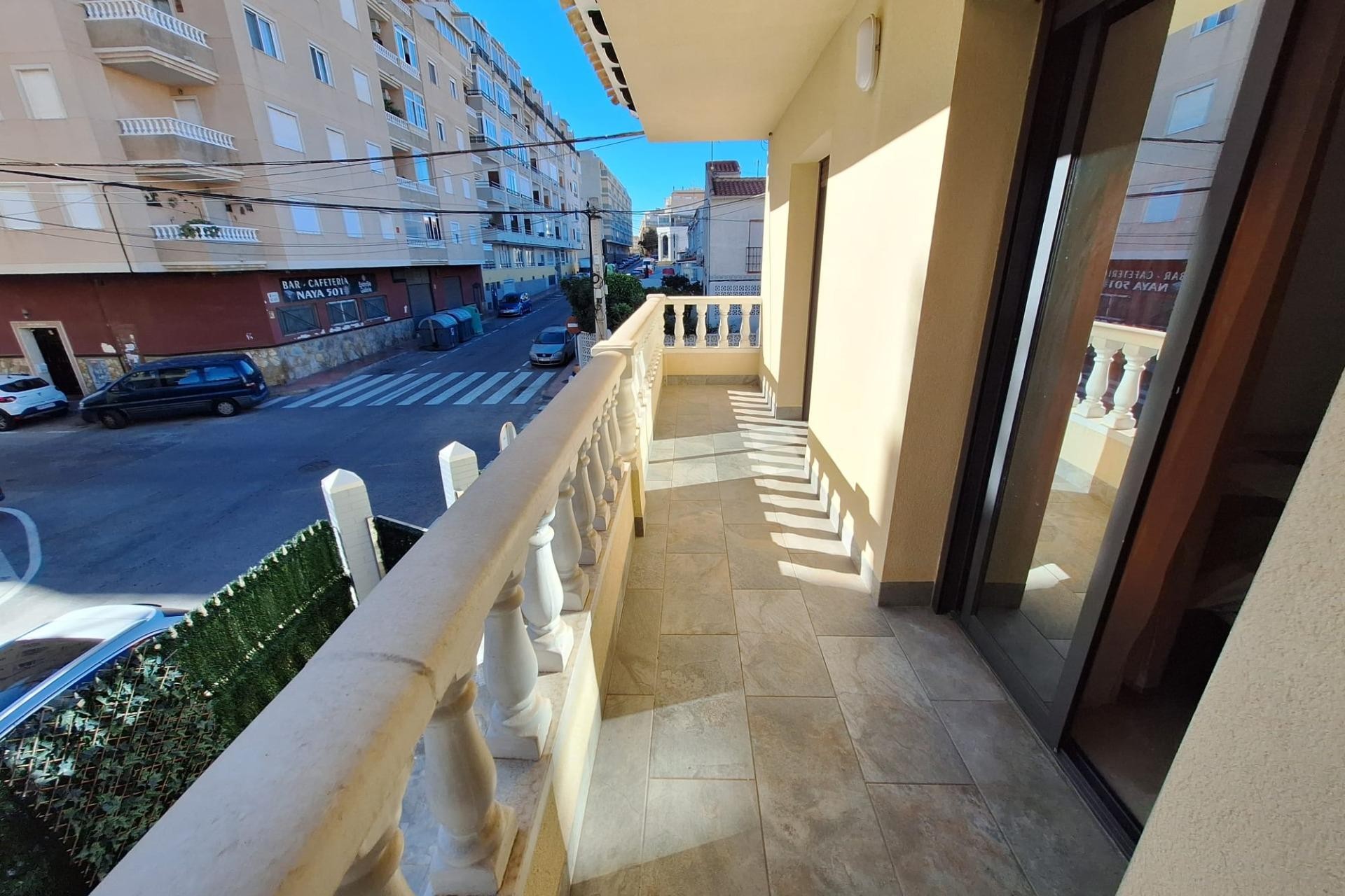 Återförsäljning - Town House -
Torrevieja - Centro