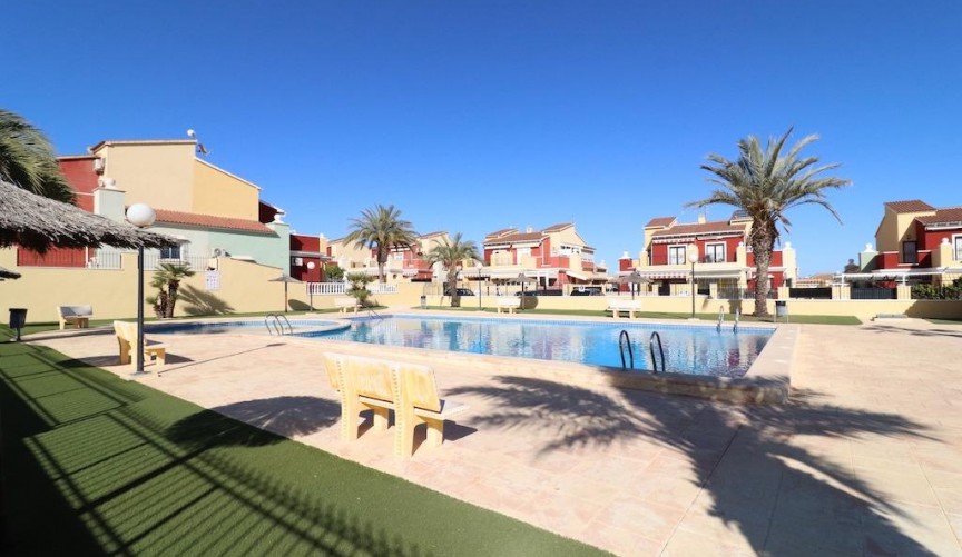 Återförsäljning - Town House -
Torrevieja - Costa Blanca