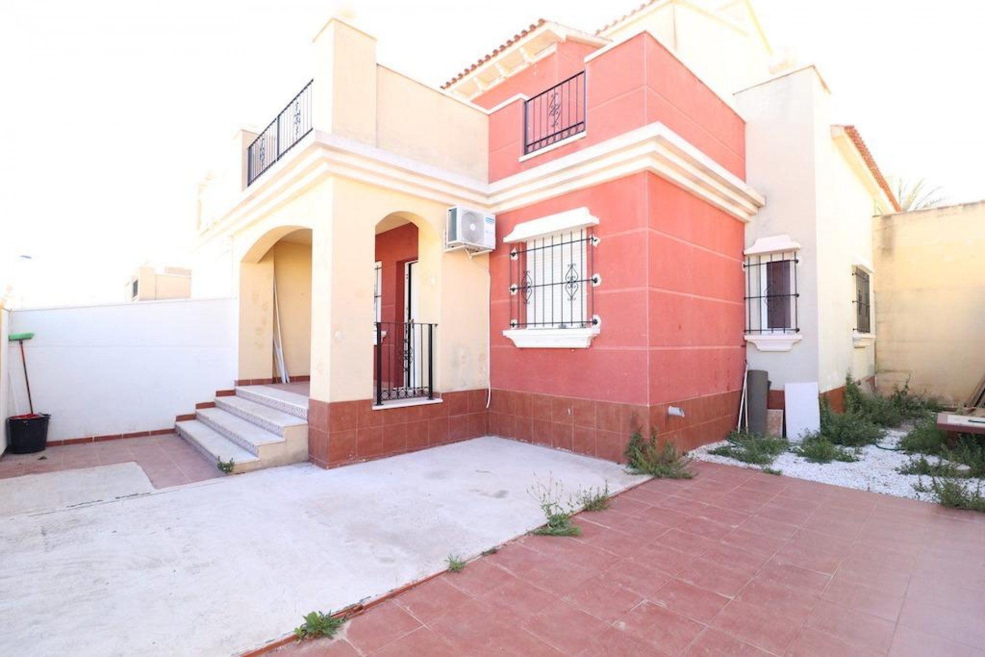 Återförsäljning - Town House -
Torrevieja - Costa Blanca